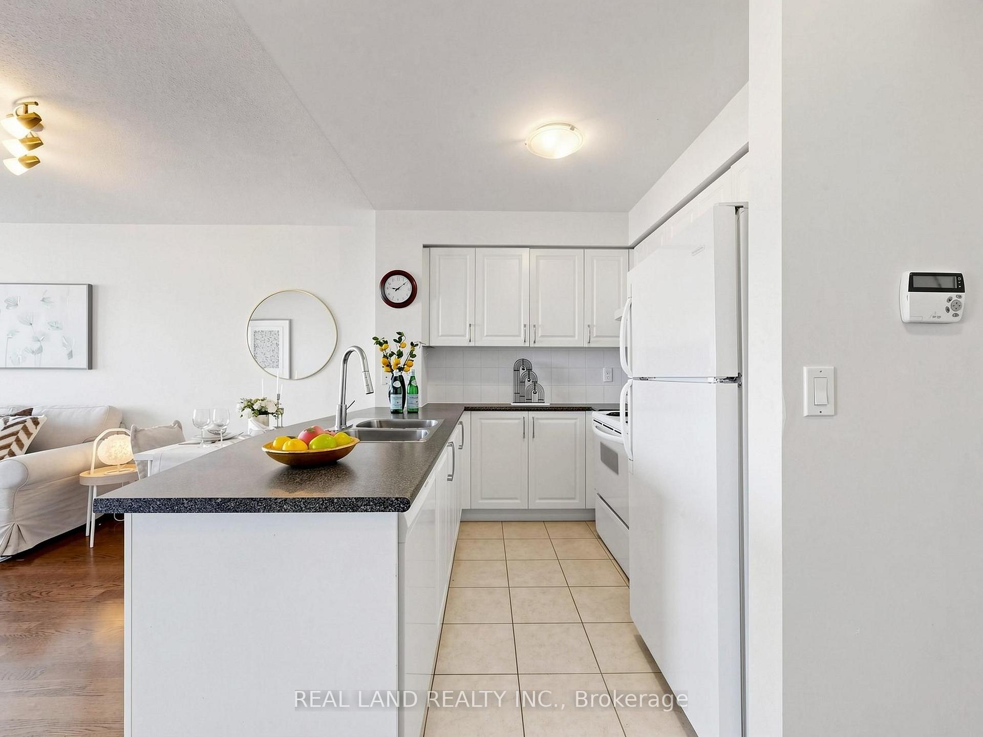 Photo 15 of Unit 805, 60 Brian Harrison Way, Scarborough, Bendale — HOMEH
