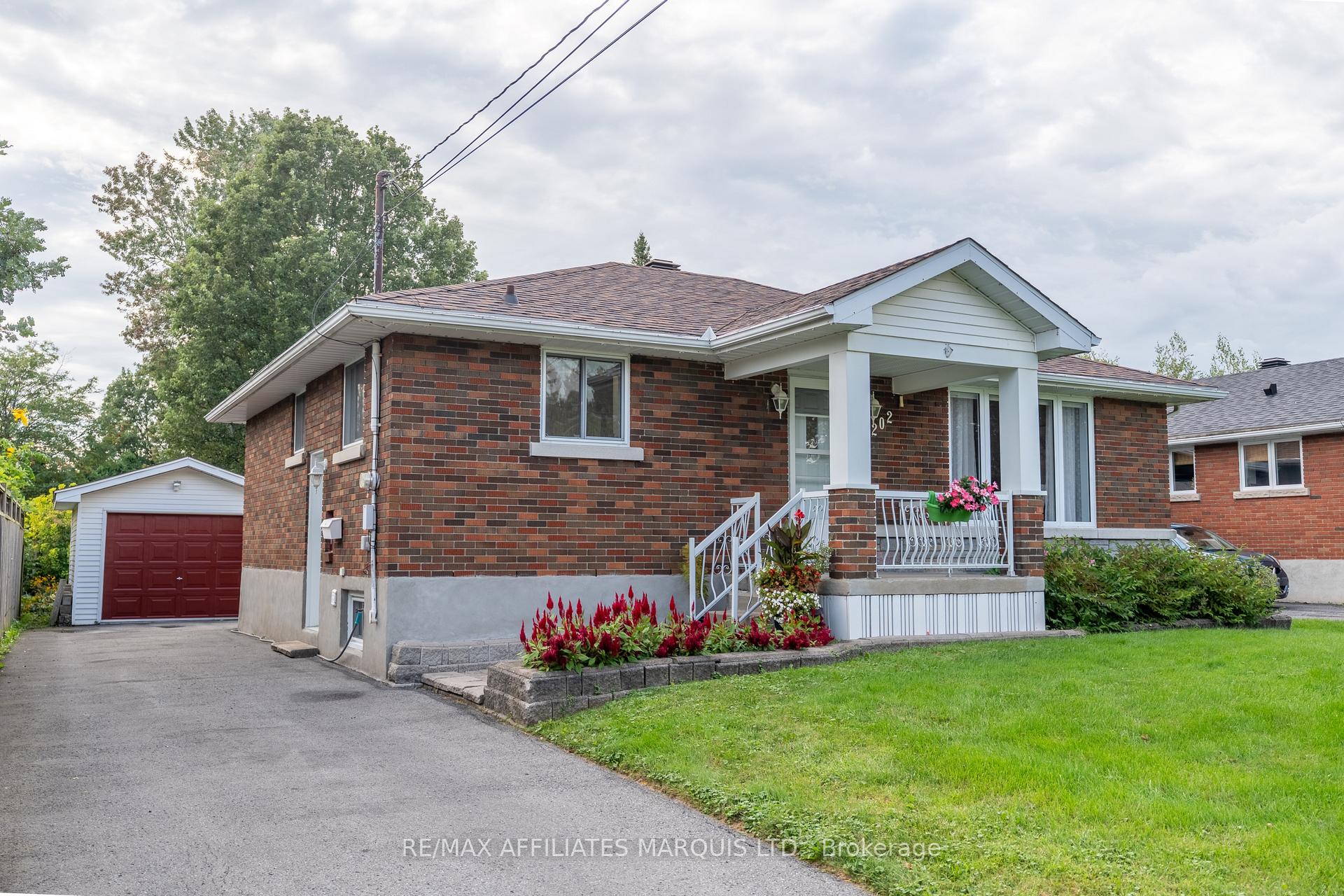 Photo 2 of 202 Shirley Avenue, Cornwall, Cornwall — HOMEH