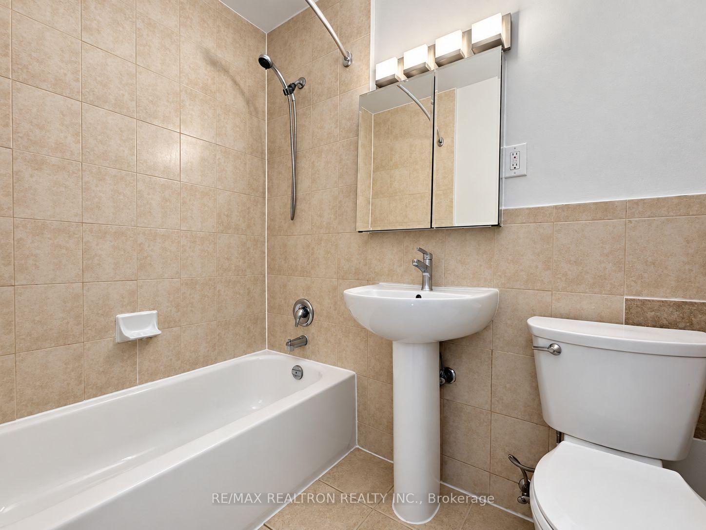 Photo 15 of Unit 201, 1291 Bayview Avenue, Toronto, Leaside — HOMEH