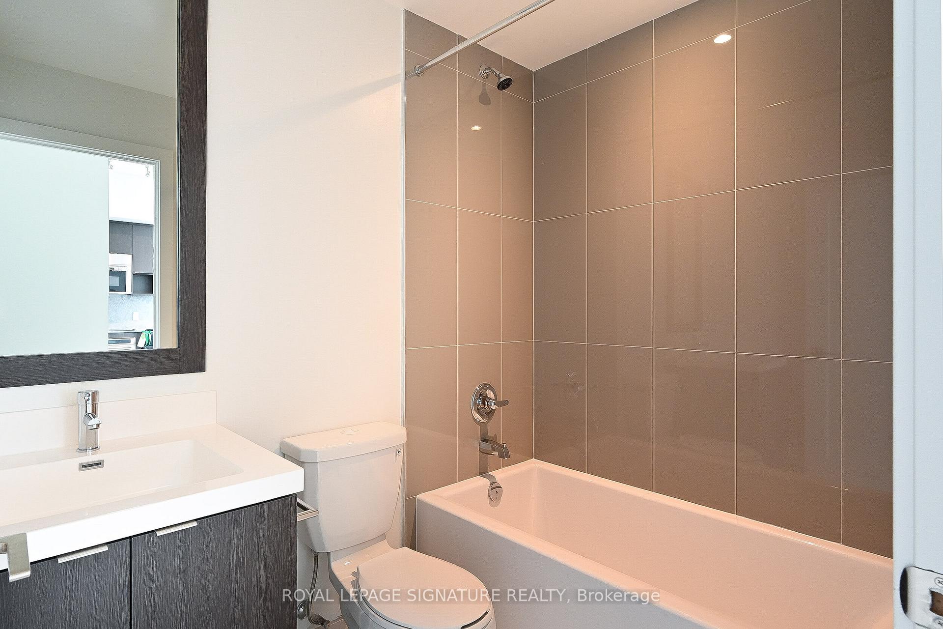 Photo 11 of Unit 3203, 7 Mabelle Avenue, Etobicoke, Islington-City Centre West — HOMEH