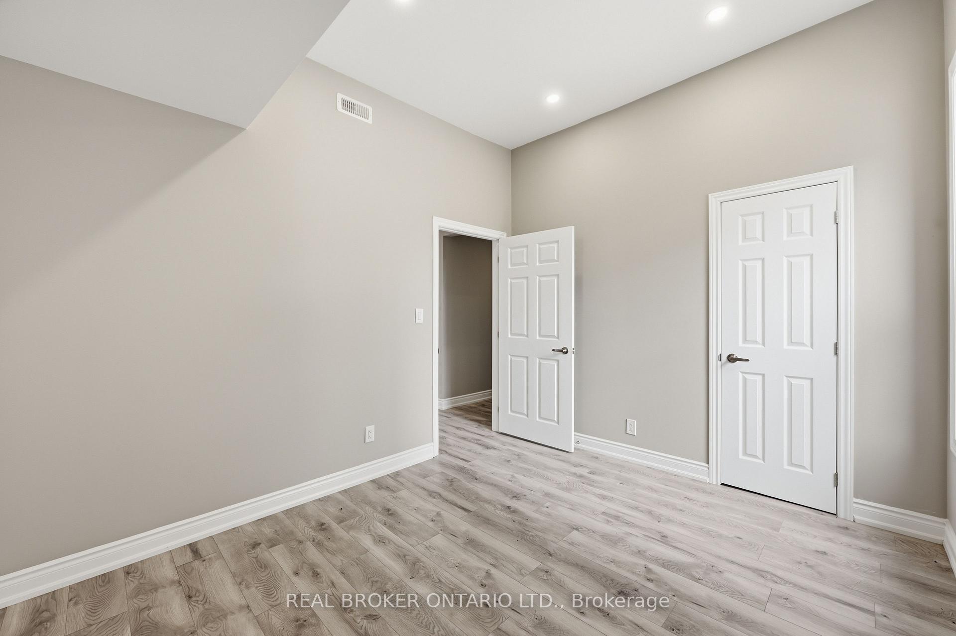 Photo 17 of 98 Duke Street, Hamilton, Durand — HOMEH