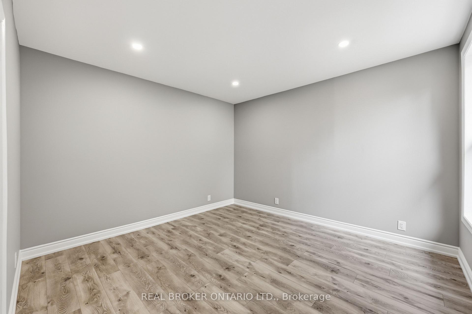 Photo 18 of 98 Duke Street, Hamilton, Durand — HOMEH