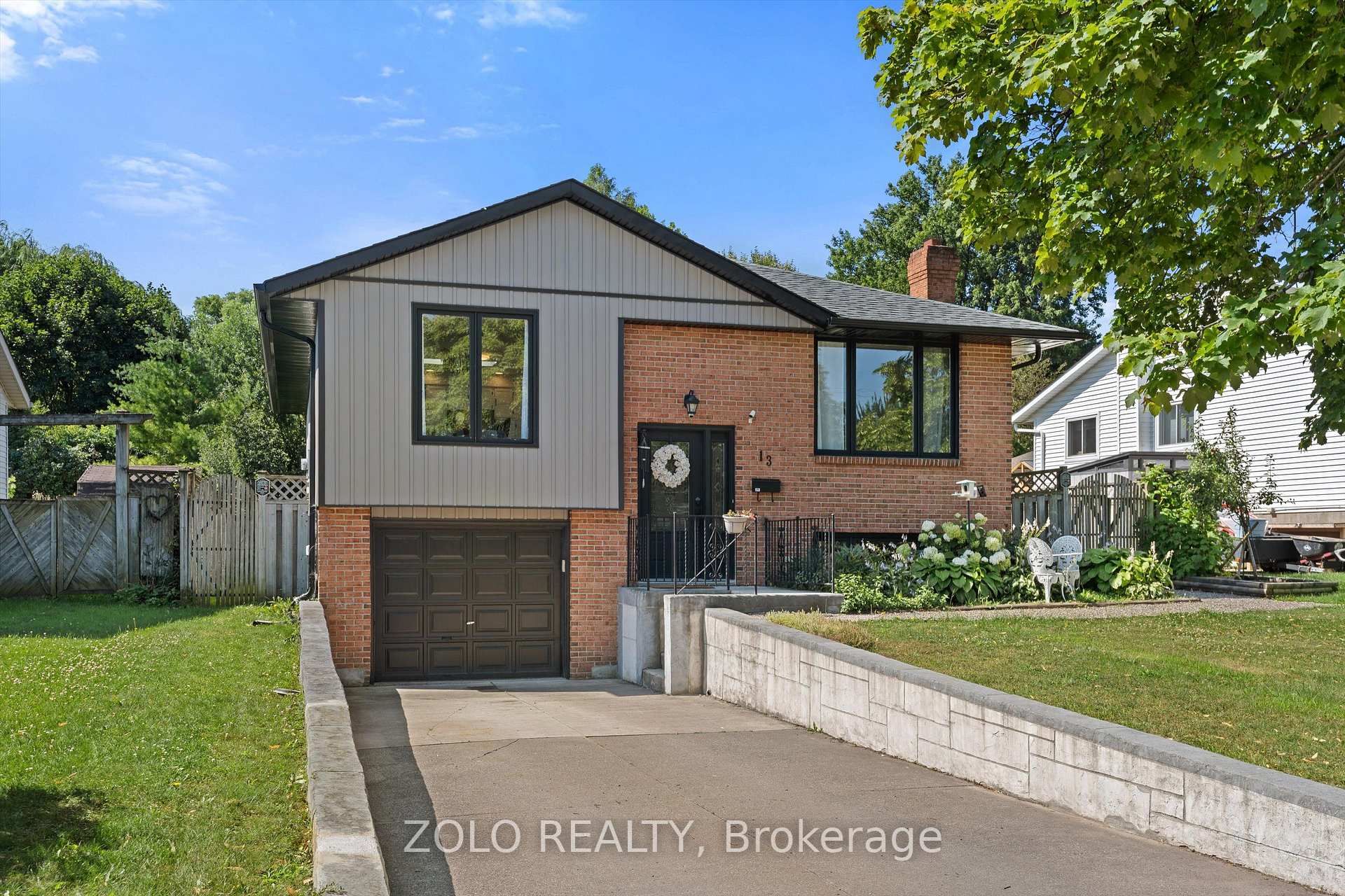 Photo 3 of 13 Cowan Drive, Thorold, Allanburg/Thorold South — HOMEH