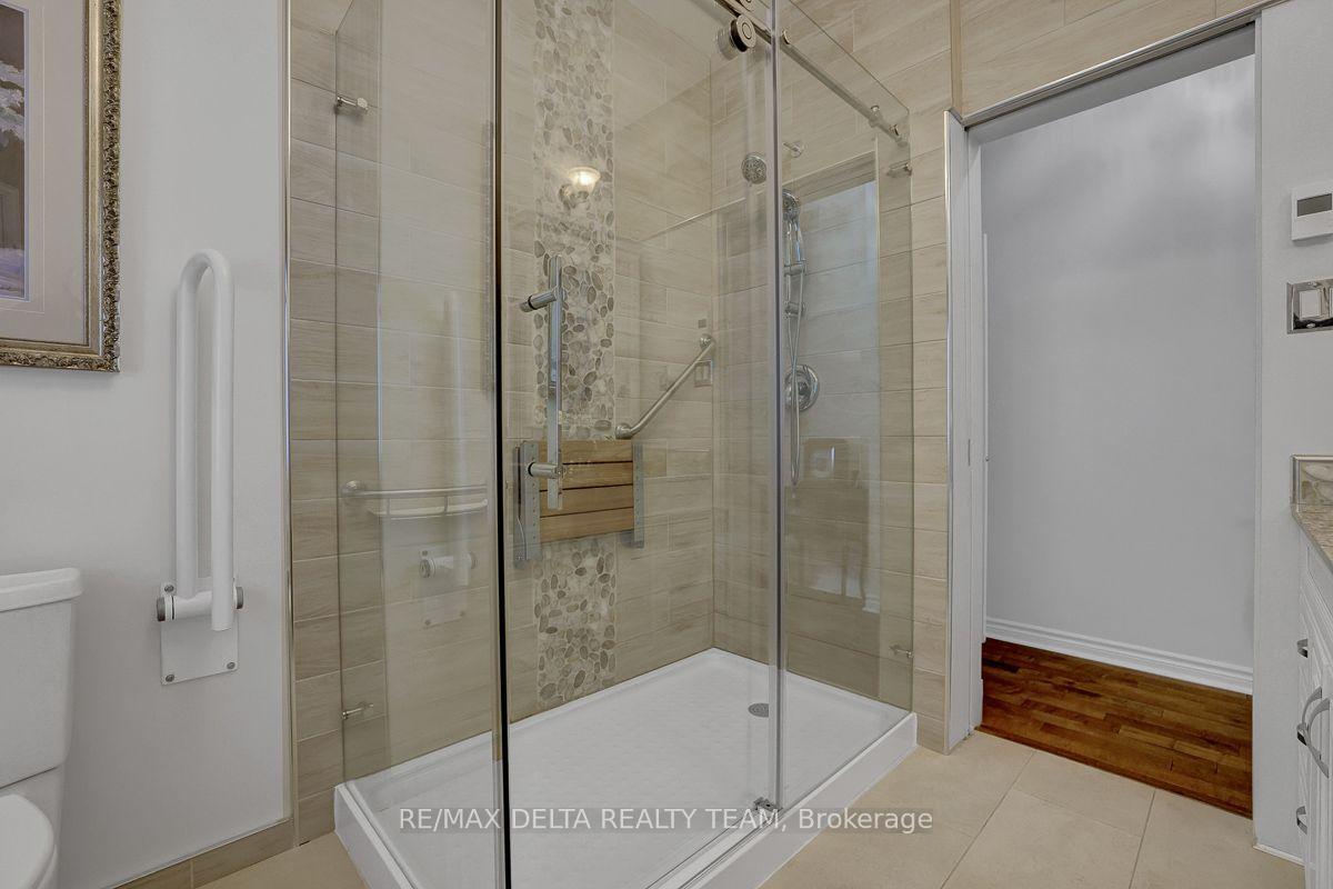 Photo 23 of 1032 Valin Street, Ottawa, Fallingbrook/Gardenway South — HOMEH