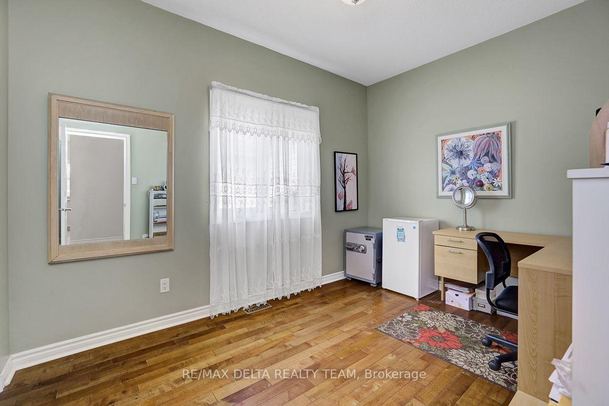 Photo 24 of 1032 Valin Street, Ottawa, Fallingbrook/Gardenway South — HOMEH