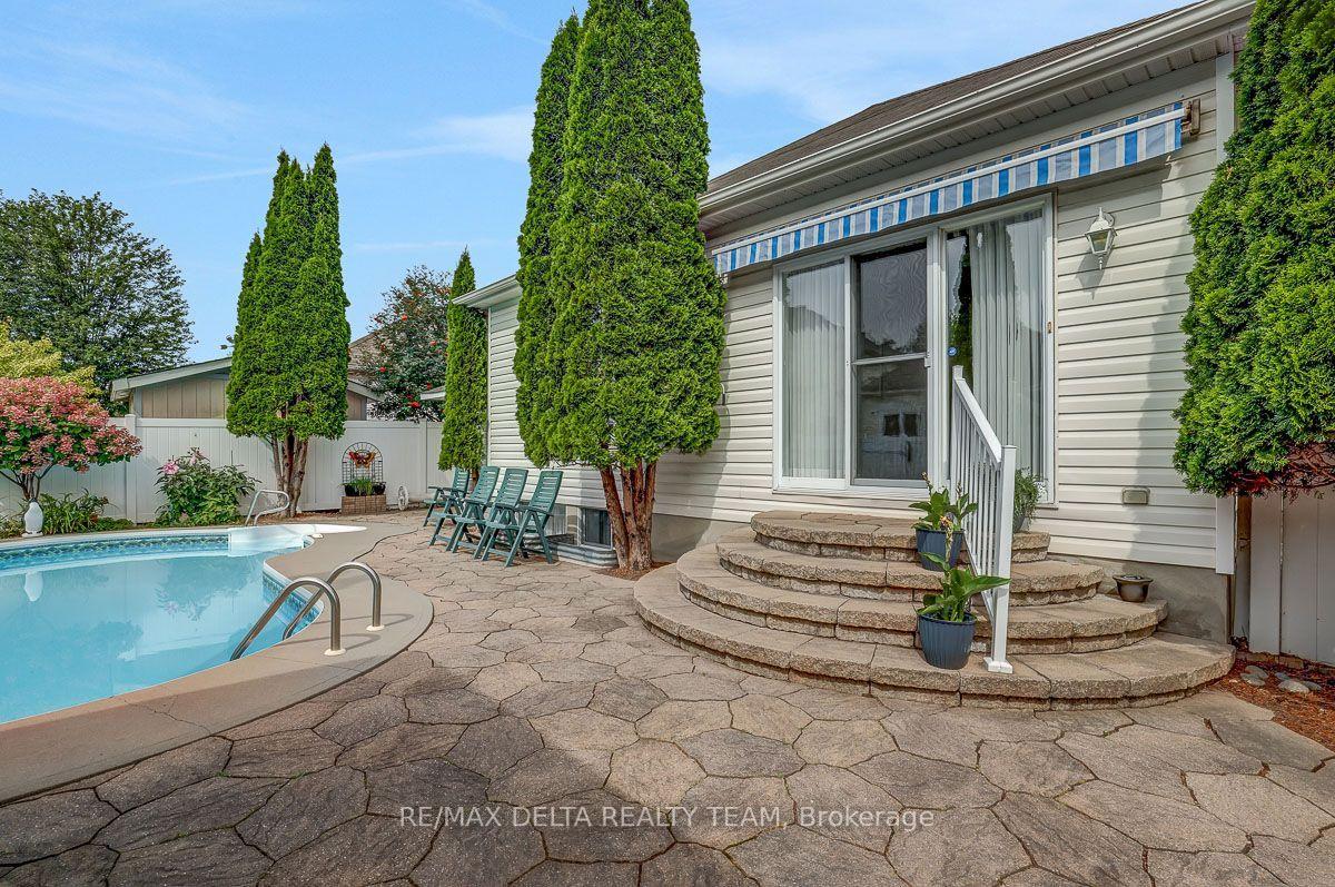 Photo 41 of 1032 Valin Street, Ottawa, Fallingbrook/Gardenway South — HOMEH