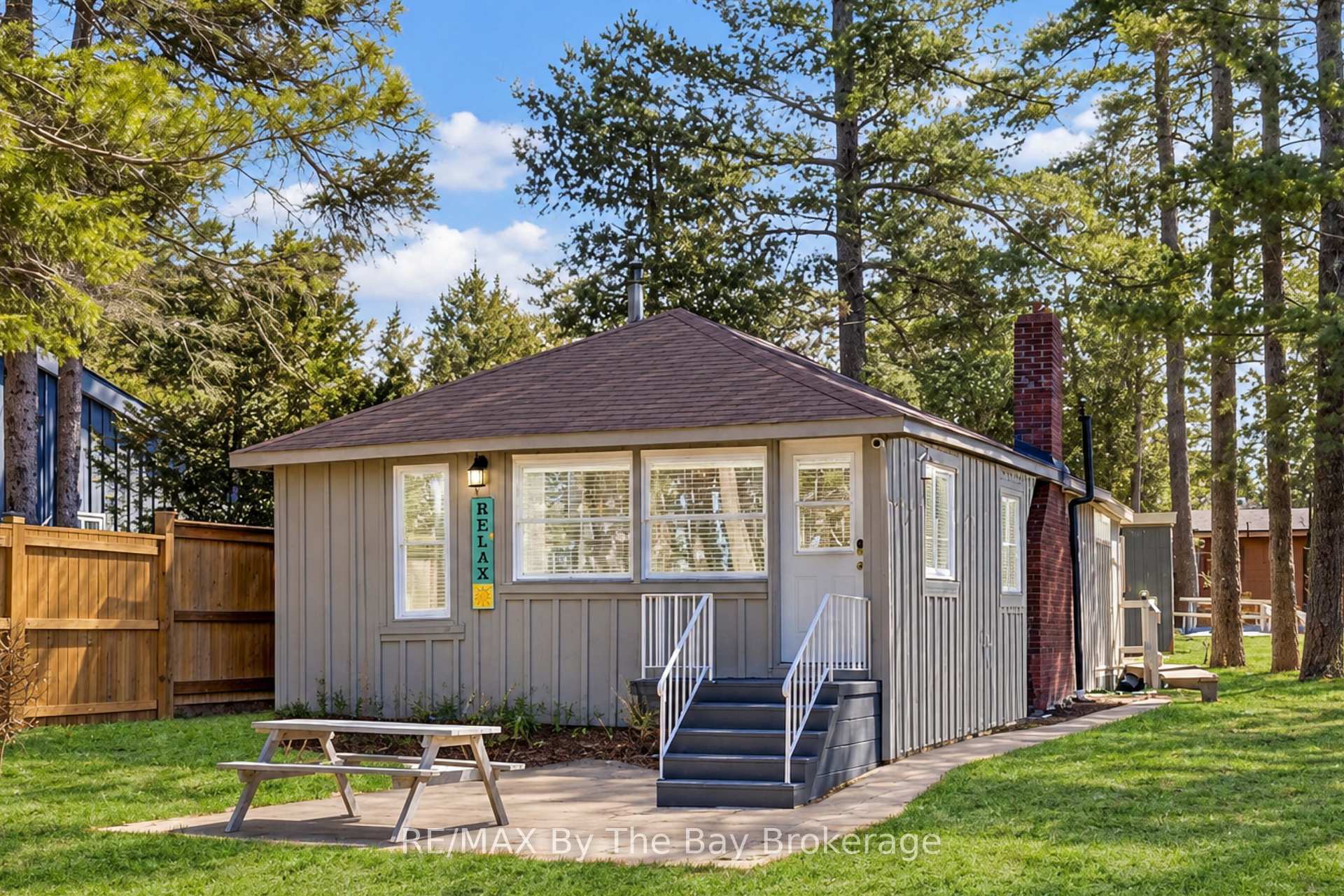 Photo 2 of 278 Coastline Drive, Wasaga Beach — HOMEH