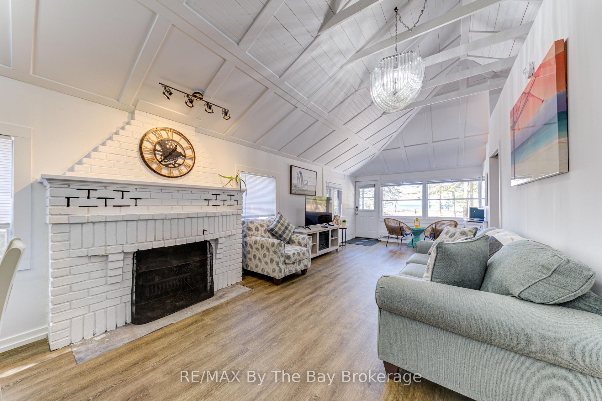 Photo 6 of 278 Coastline Drive, Wasaga Beach — HOMEH