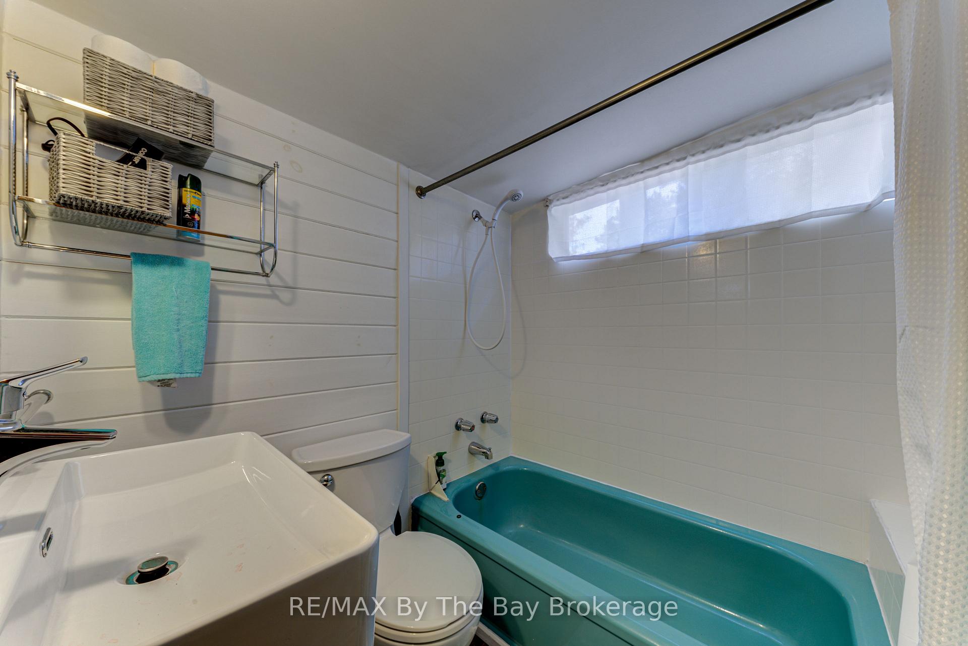 Photo 16 of 278 Coastline Drive, Wasaga Beach — HOMEH