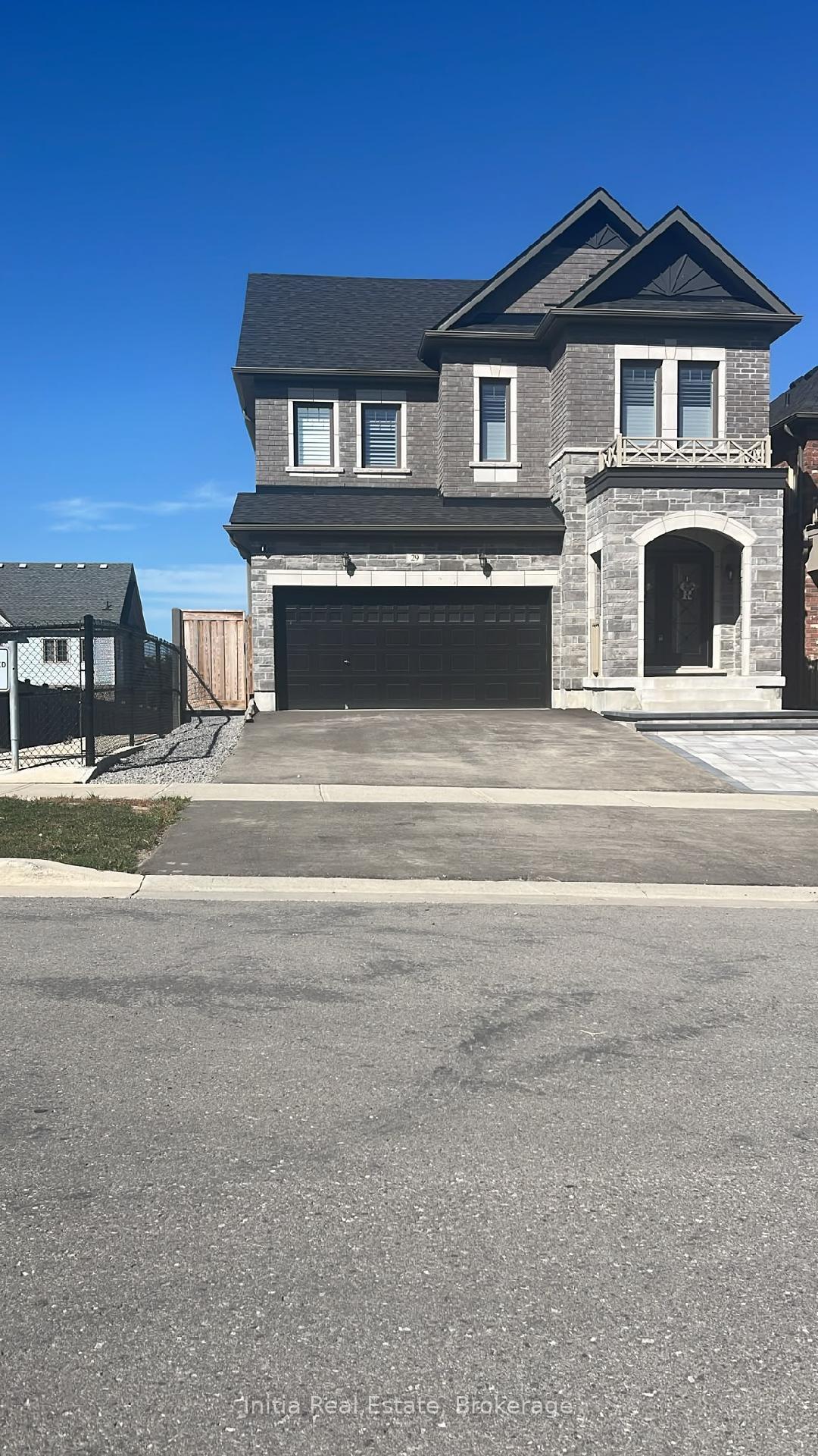 Front of 29 Janes Crescent