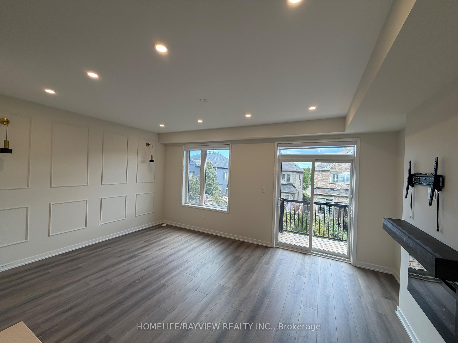 Photo 6 of 121 Rattenbury Road, Vaughan, Patterson — HOMEH