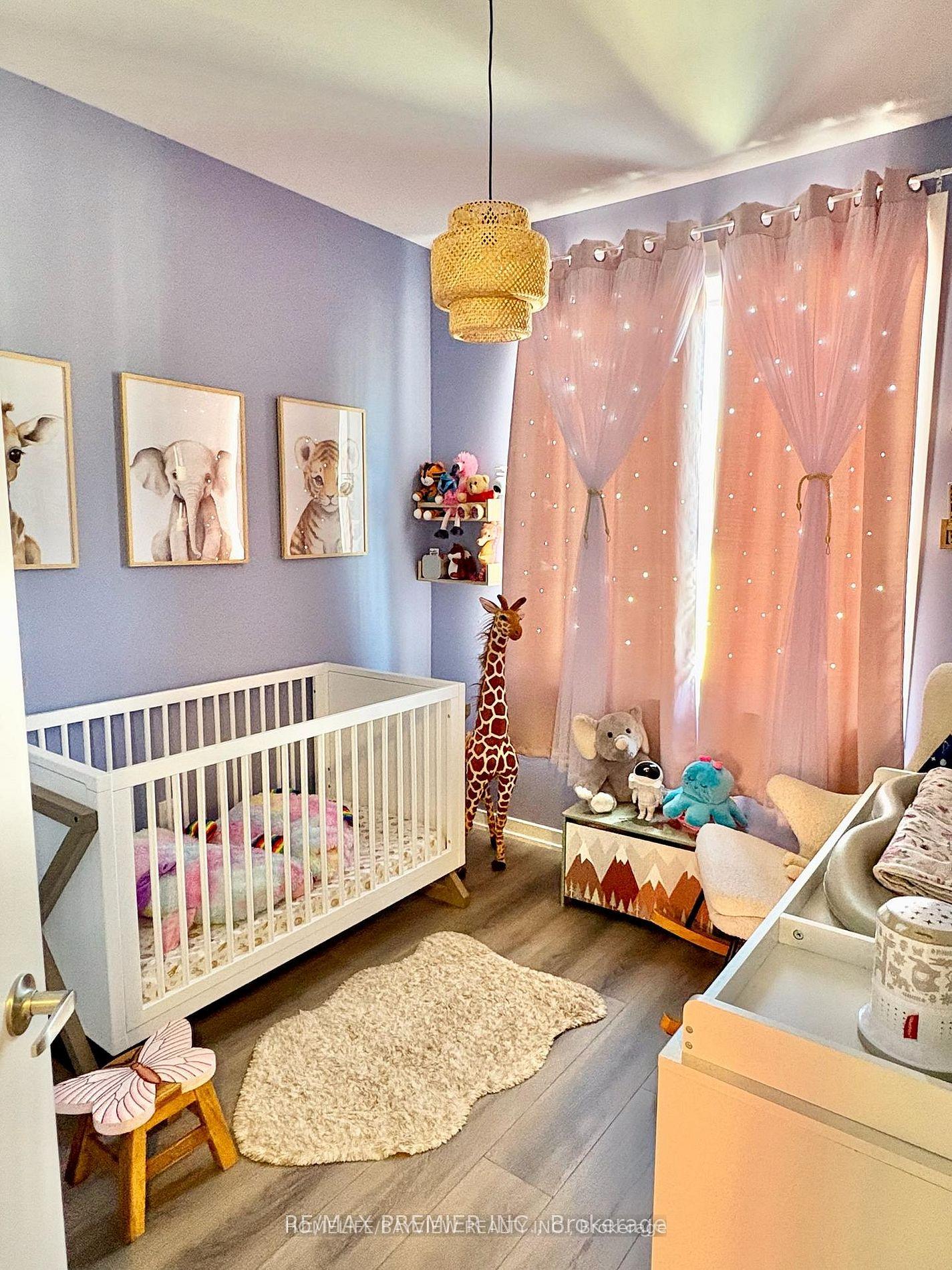 Photo 22 of 121 Rattenbury Road, Vaughan, Patterson — HOMEH
