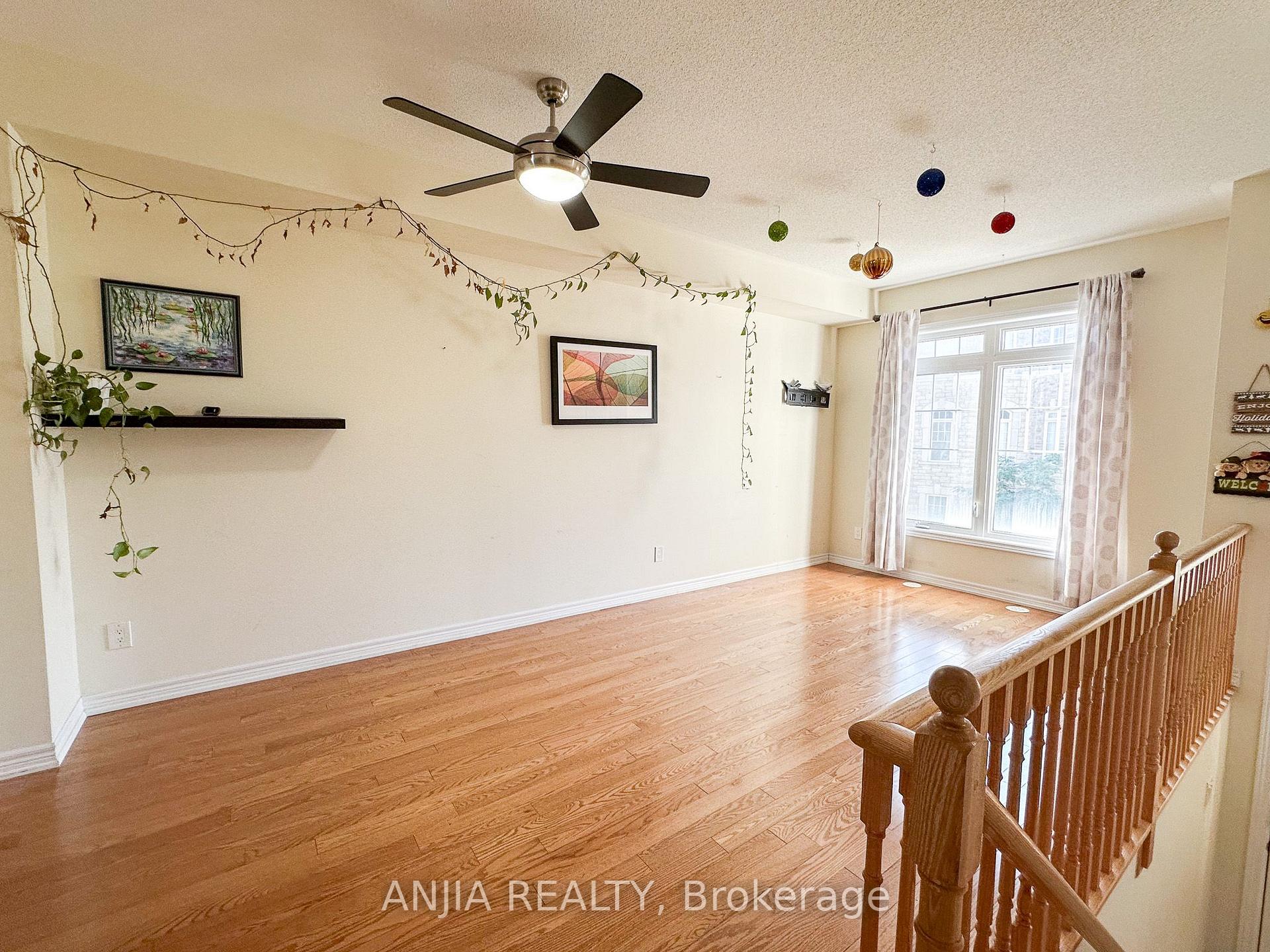 Photo 5 of 16 Weidman Lane, Markham, Greensborough — HOMEH