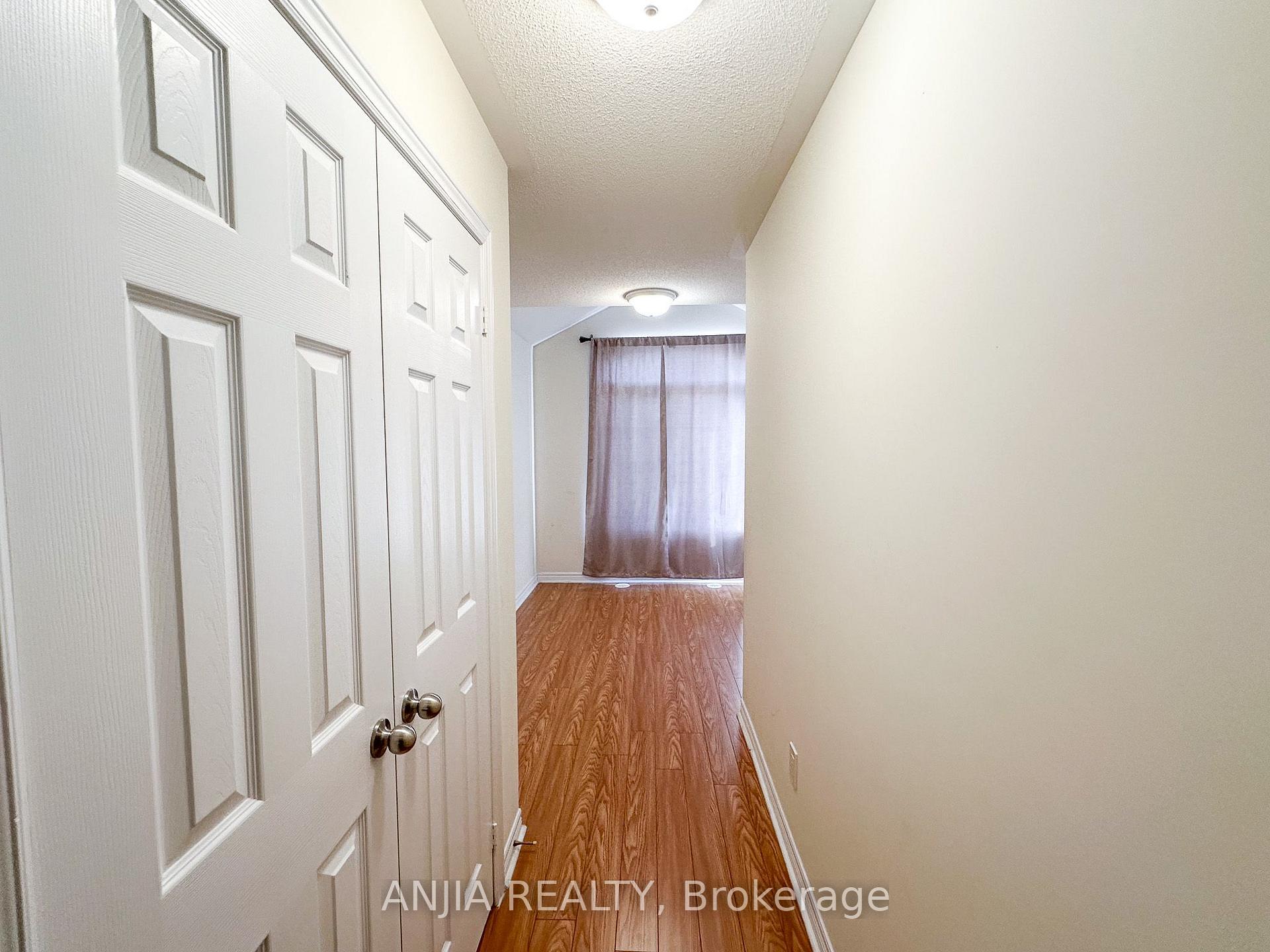 Photo 17 of 16 Weidman Lane, Markham, Greensborough — HOMEH