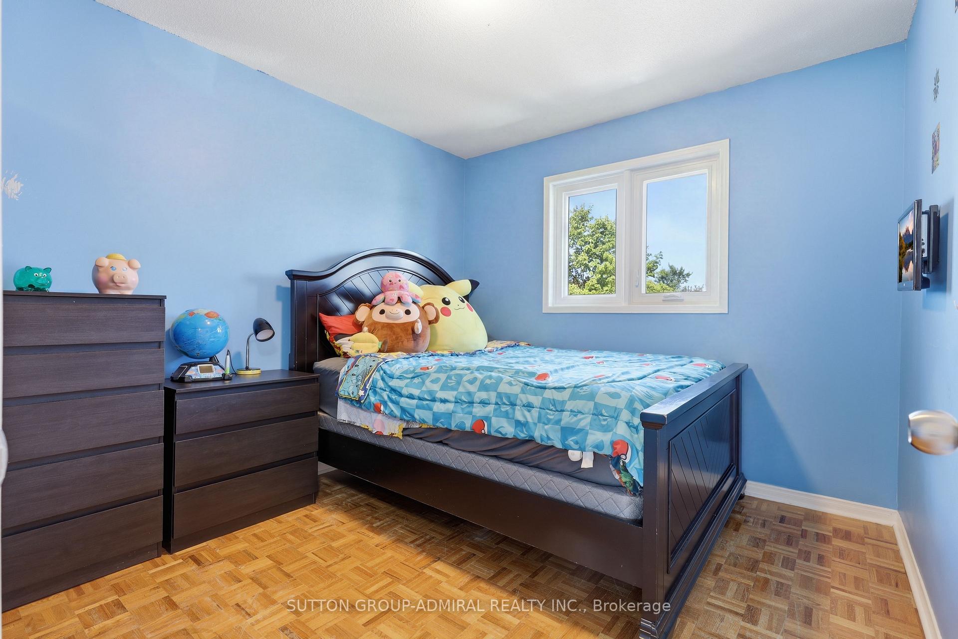Photo 19 of 96 Islay Crescent, Vaughan, Maple — HOMEH