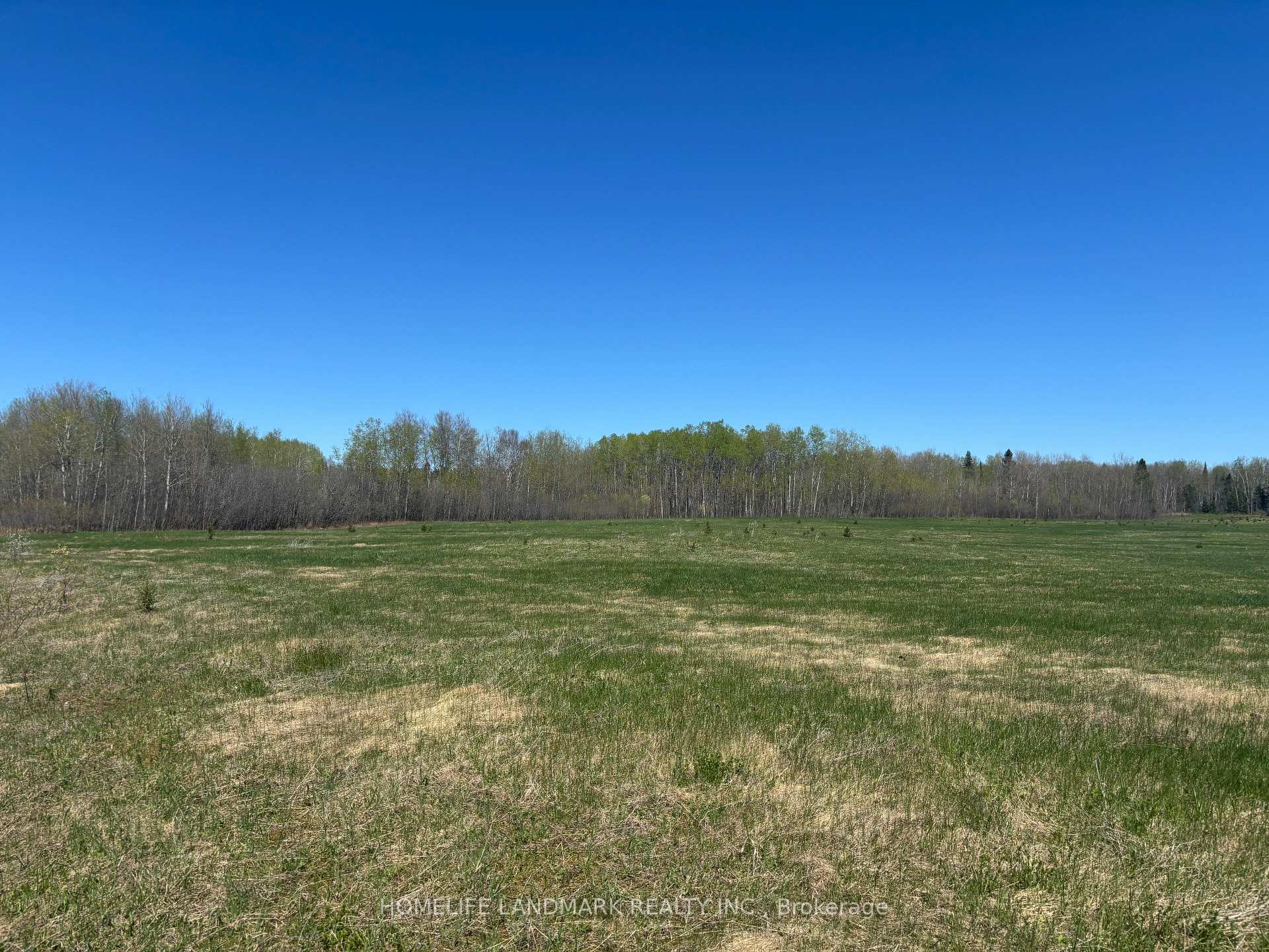 Photo 10 of 9 Ski Hill Road, Kapuskasing — HOMEH