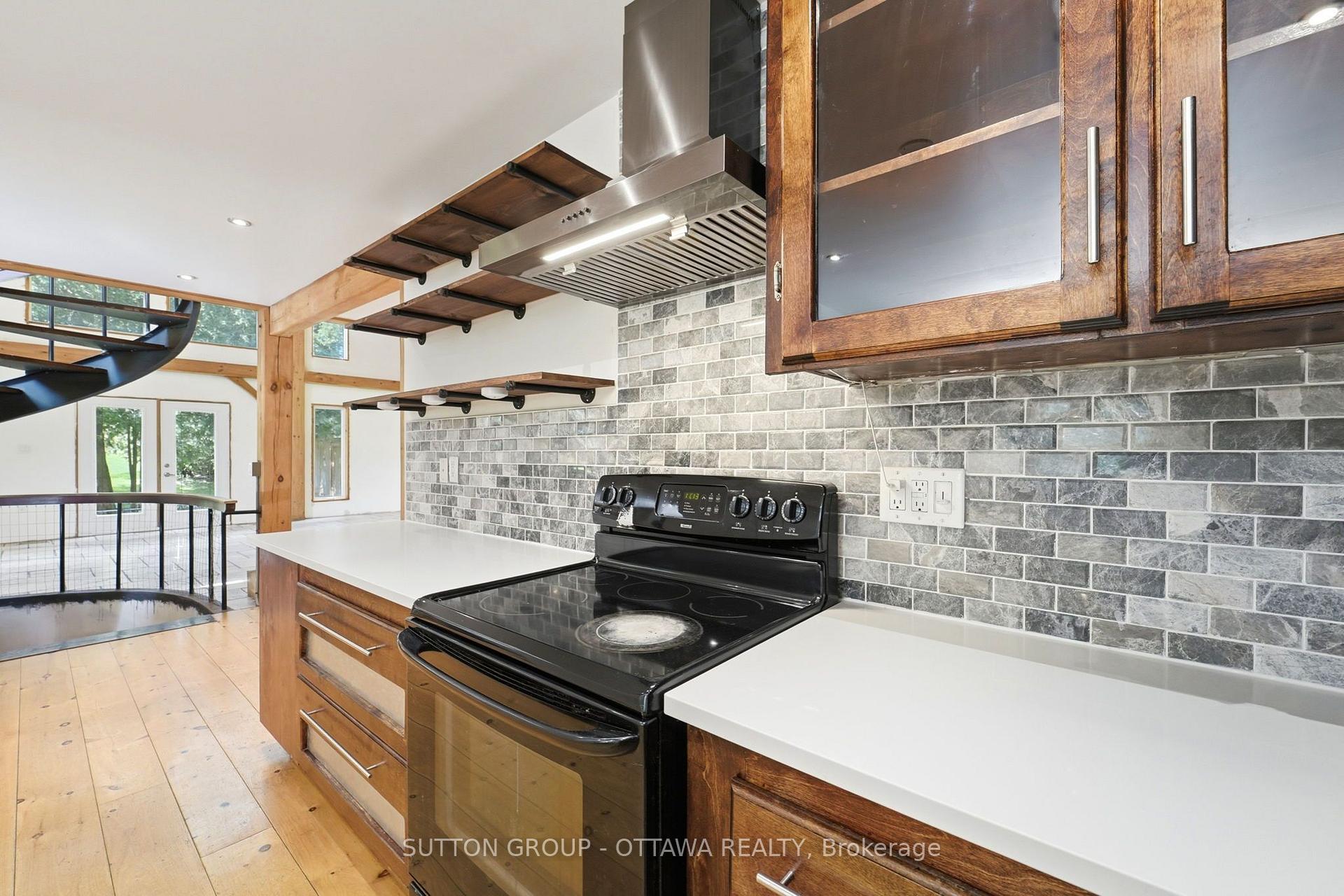 Photo 17 of 1715 Carsonby Road E, Ottawa, Manotick South to Roger Stevens — HOMEH