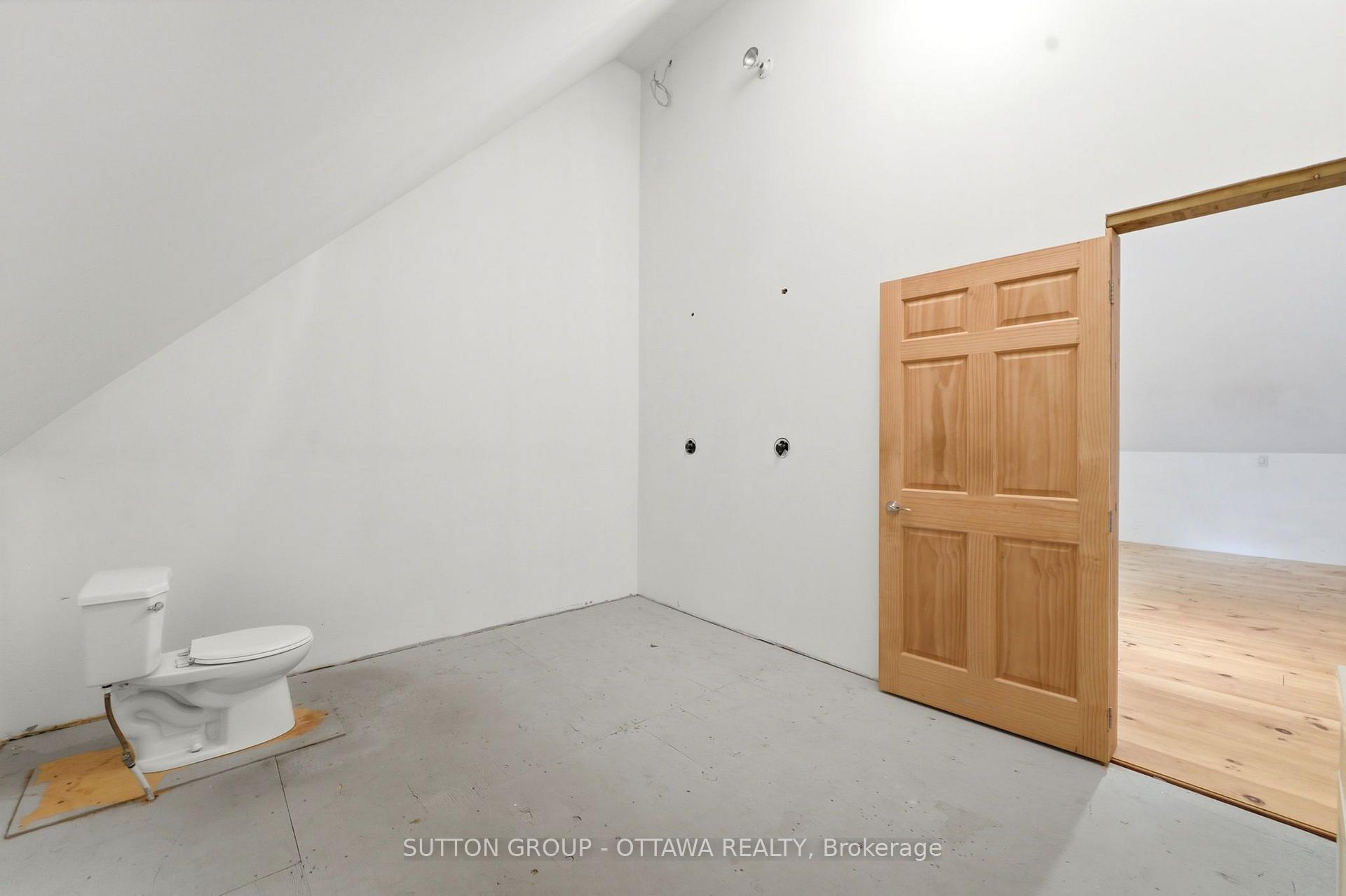 Photo 39 of 1715 Carsonby Road E, Ottawa, Manotick South to Roger Stevens — HOMEH