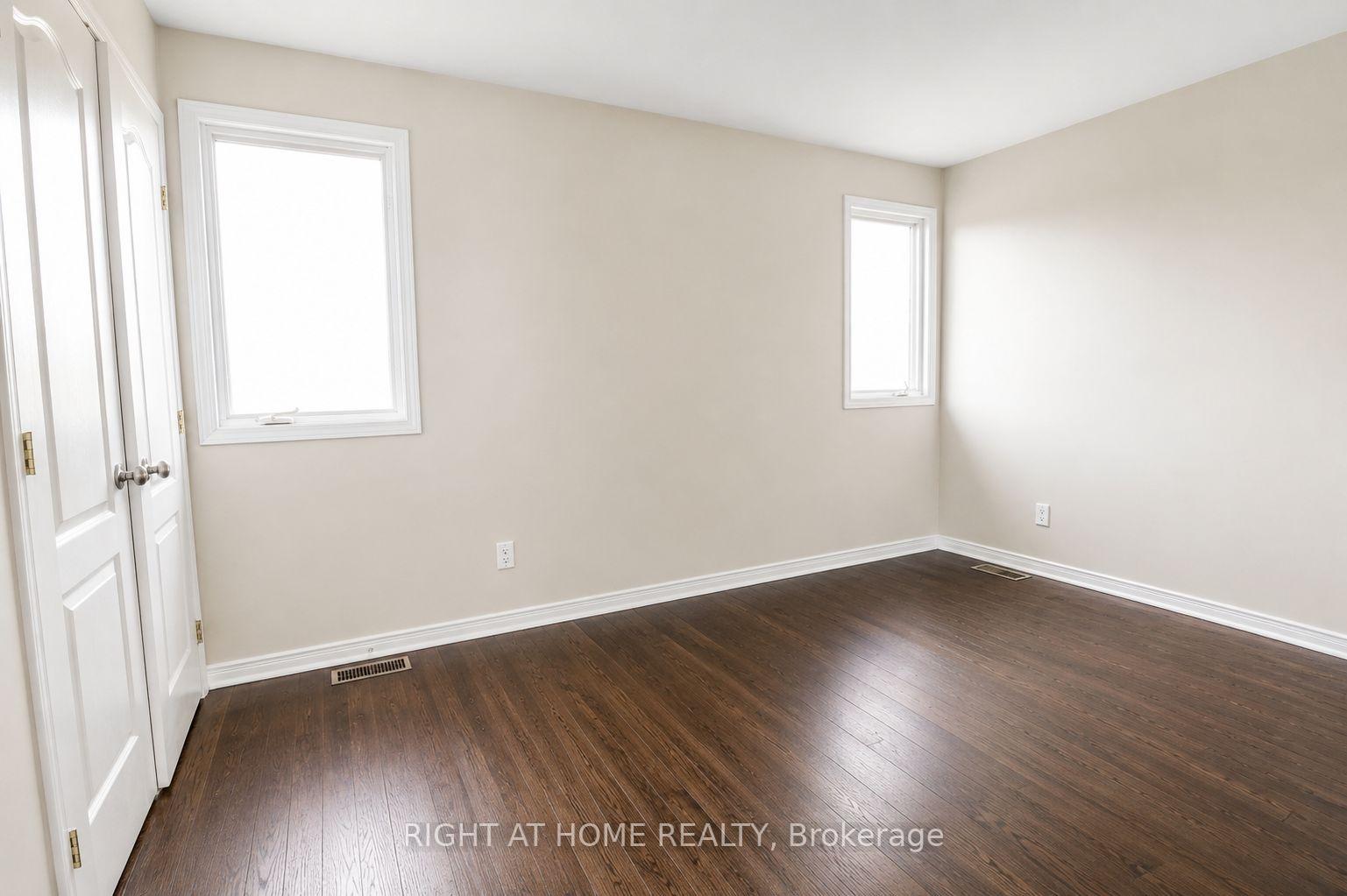 Photo 9 of 18 Roberge Crescent, Ottawa, Kanata - Katimavik — HOMEH