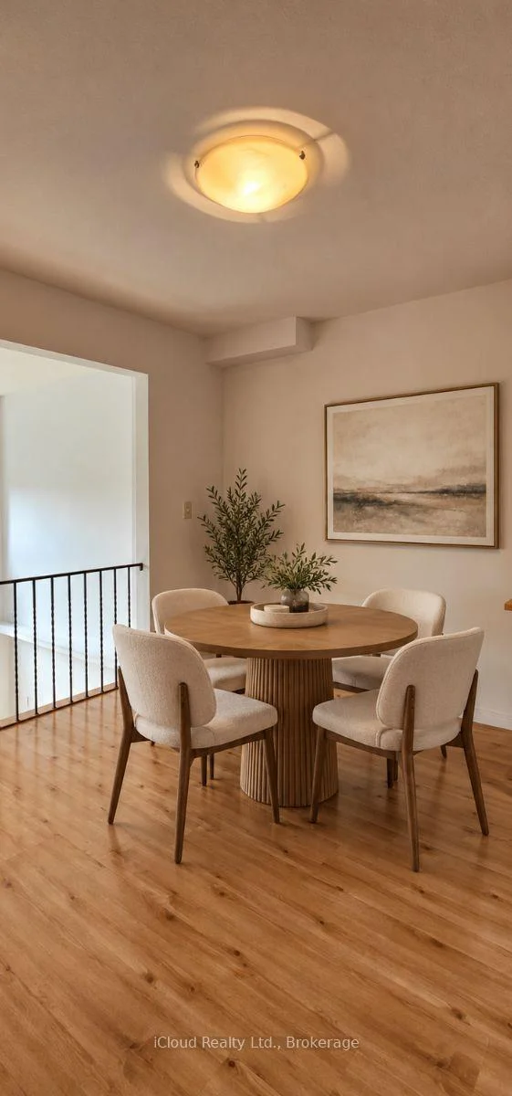 Photo 10 of Unit 36, 36 Dawson Crescent, Brampton, Brampton North — HOMEH
