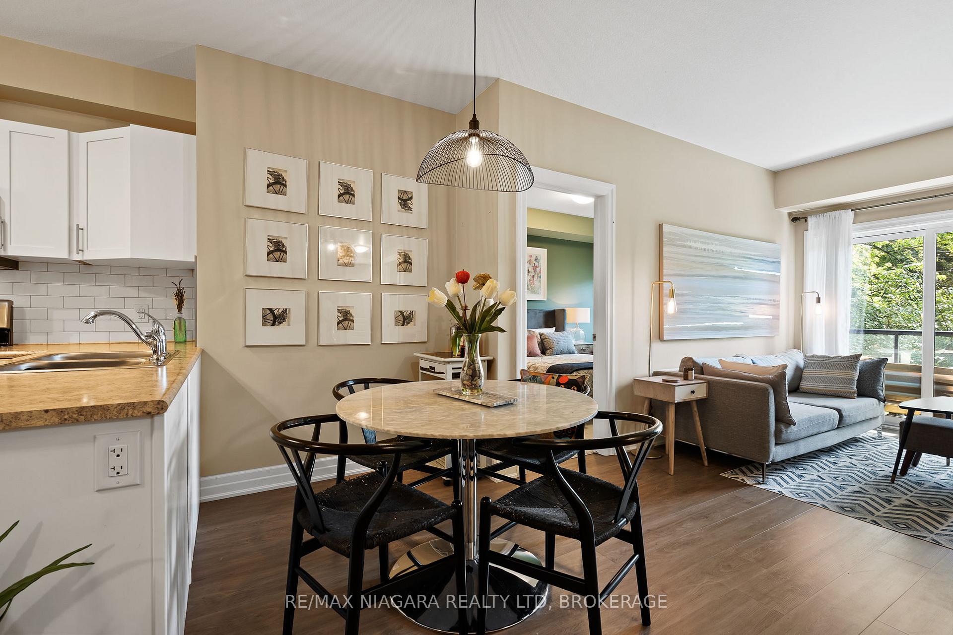 Photo 6 of Unit 203, 212 Lakeport Road, St. Catharines, Lakeport — HOMEH