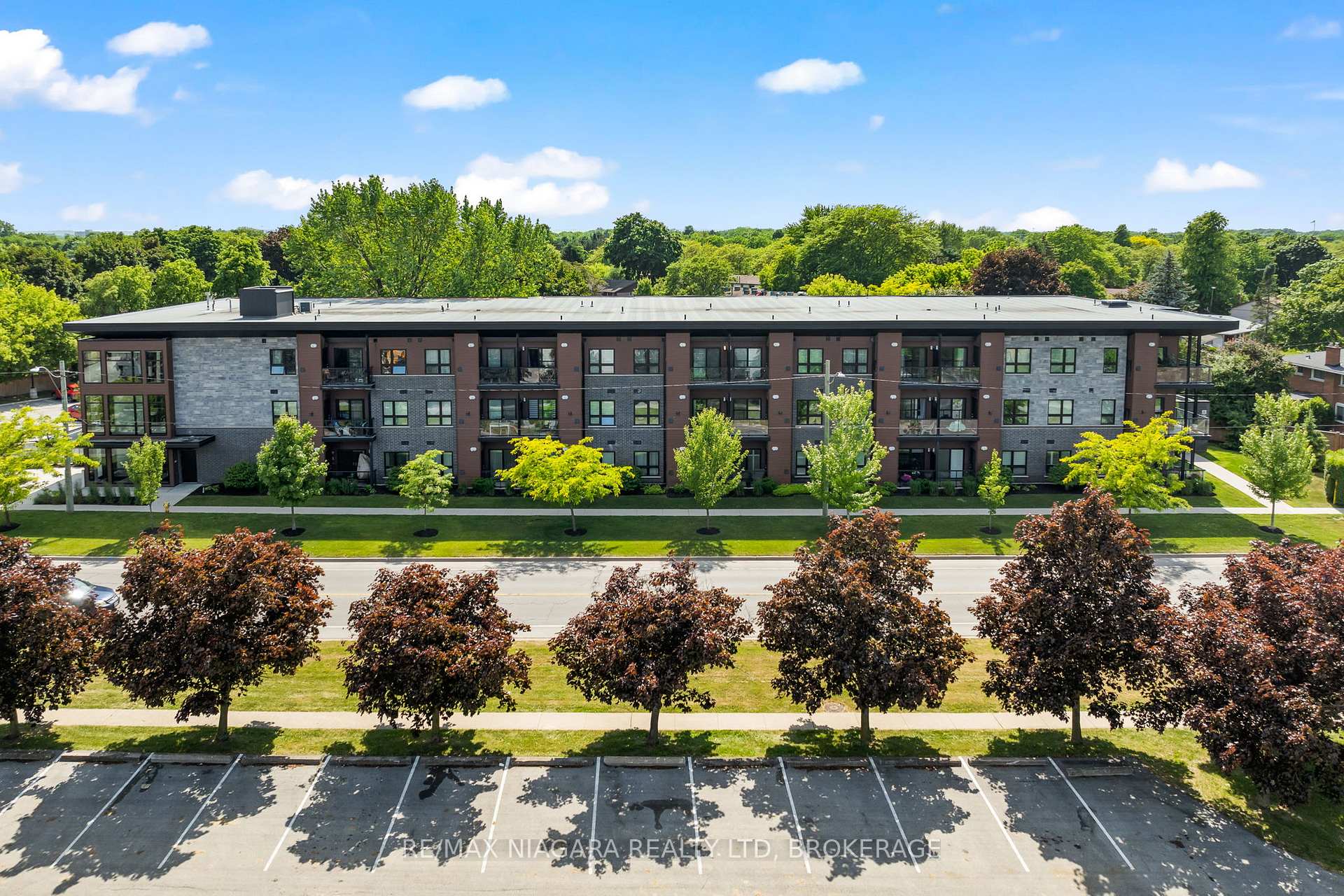 Photo 23 of Unit 203, 212 Lakeport Road, St. Catharines, Lakeport — HOMEH