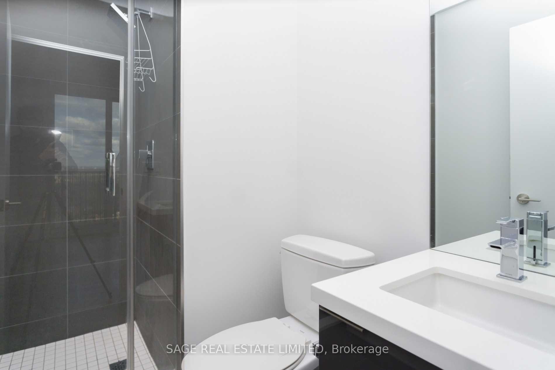 Photo 8 of Unit 2805, 8 Eglinton Avenue E, Toronto, Mount Pleasant West — HOMEH