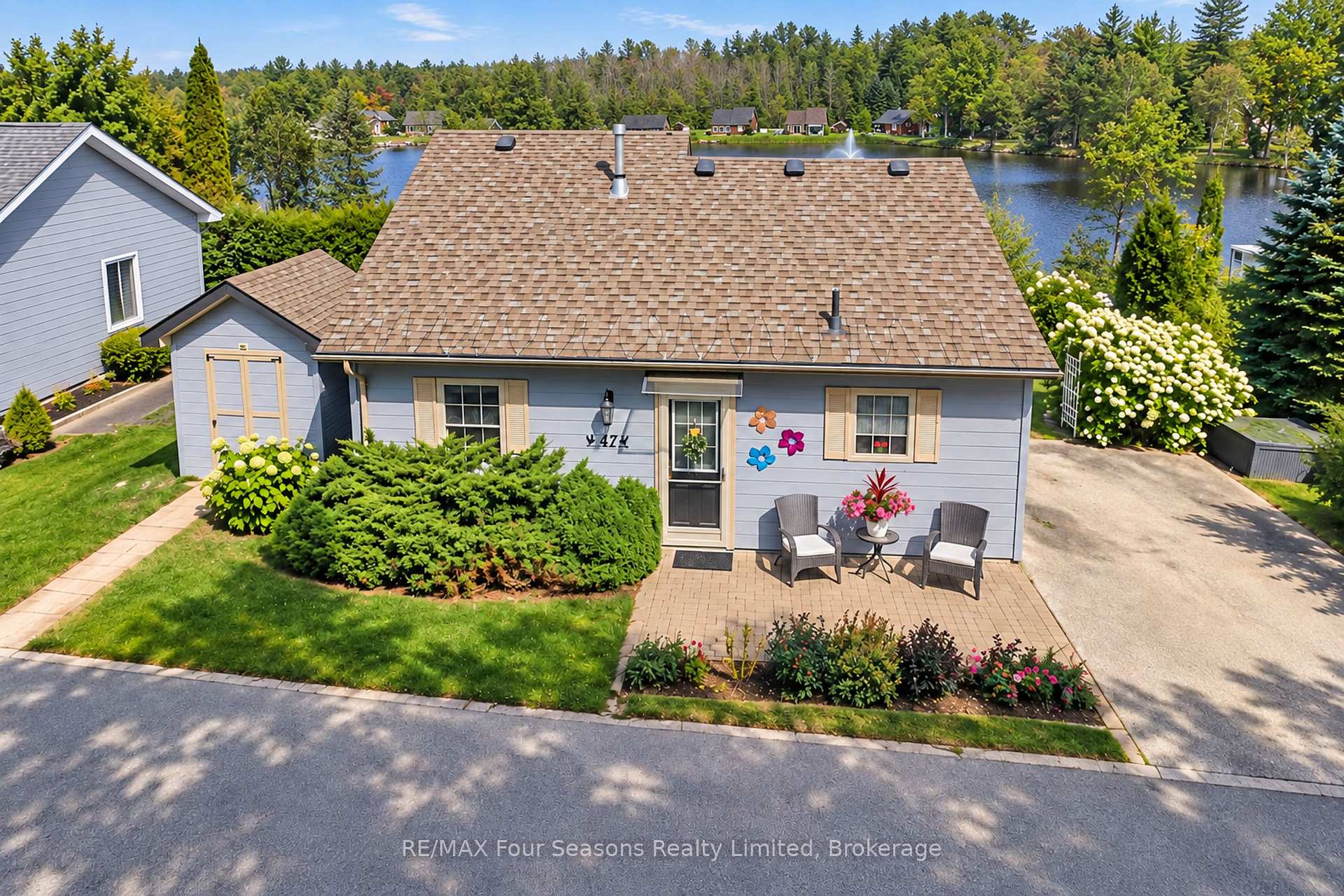 Photo 33 of 47 Cabin Crescent, Wasaga Beach — HOMEH