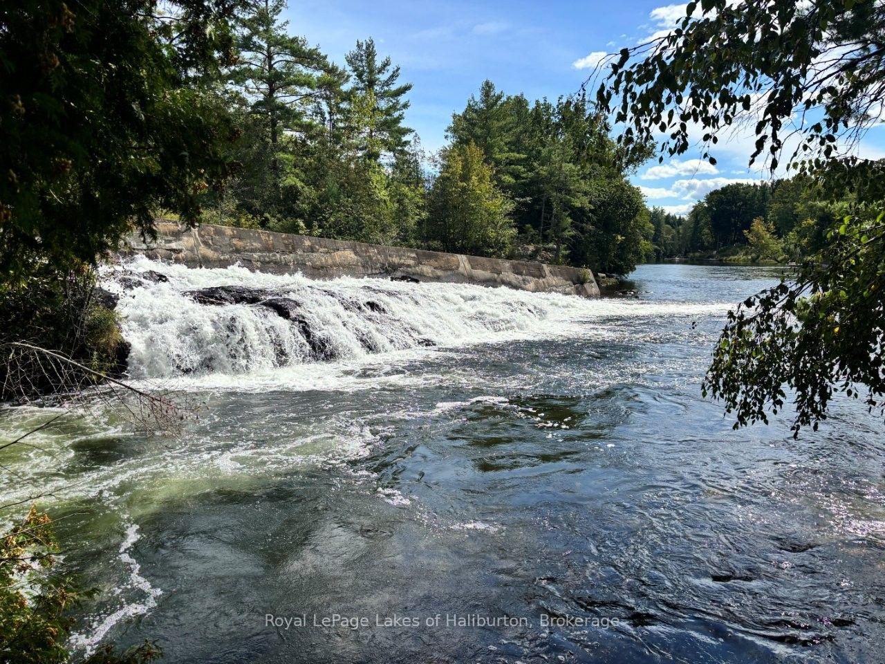 Photo 55 of 10 Nevison Drive, Kawartha Lakes, Somerville — HOMEH