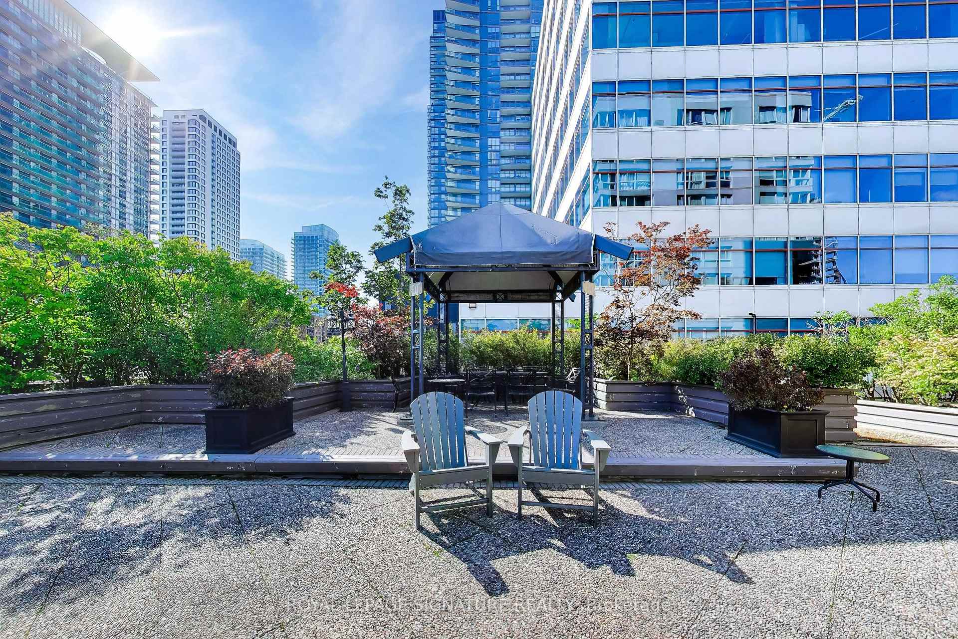 Photo 32 of Unit TH5, 11 Broadway Avenue, Toronto, Mount Pleasant West — HOMEH