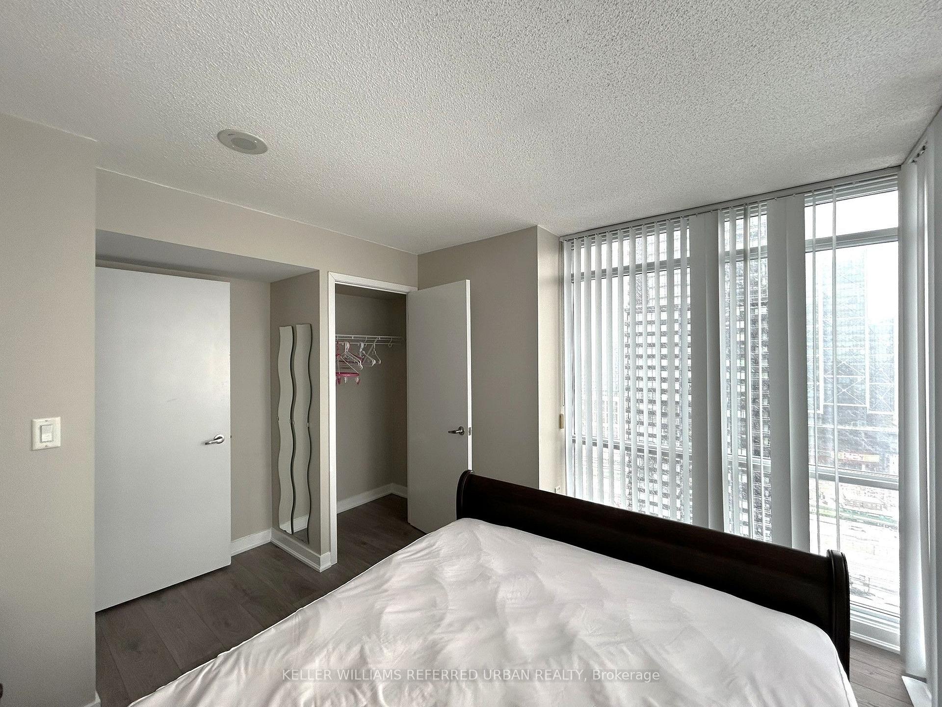 Photo 14 of Unit 2906, 15 Fort York Boulevard, Toronto, Waterfront Communities — HOMEH