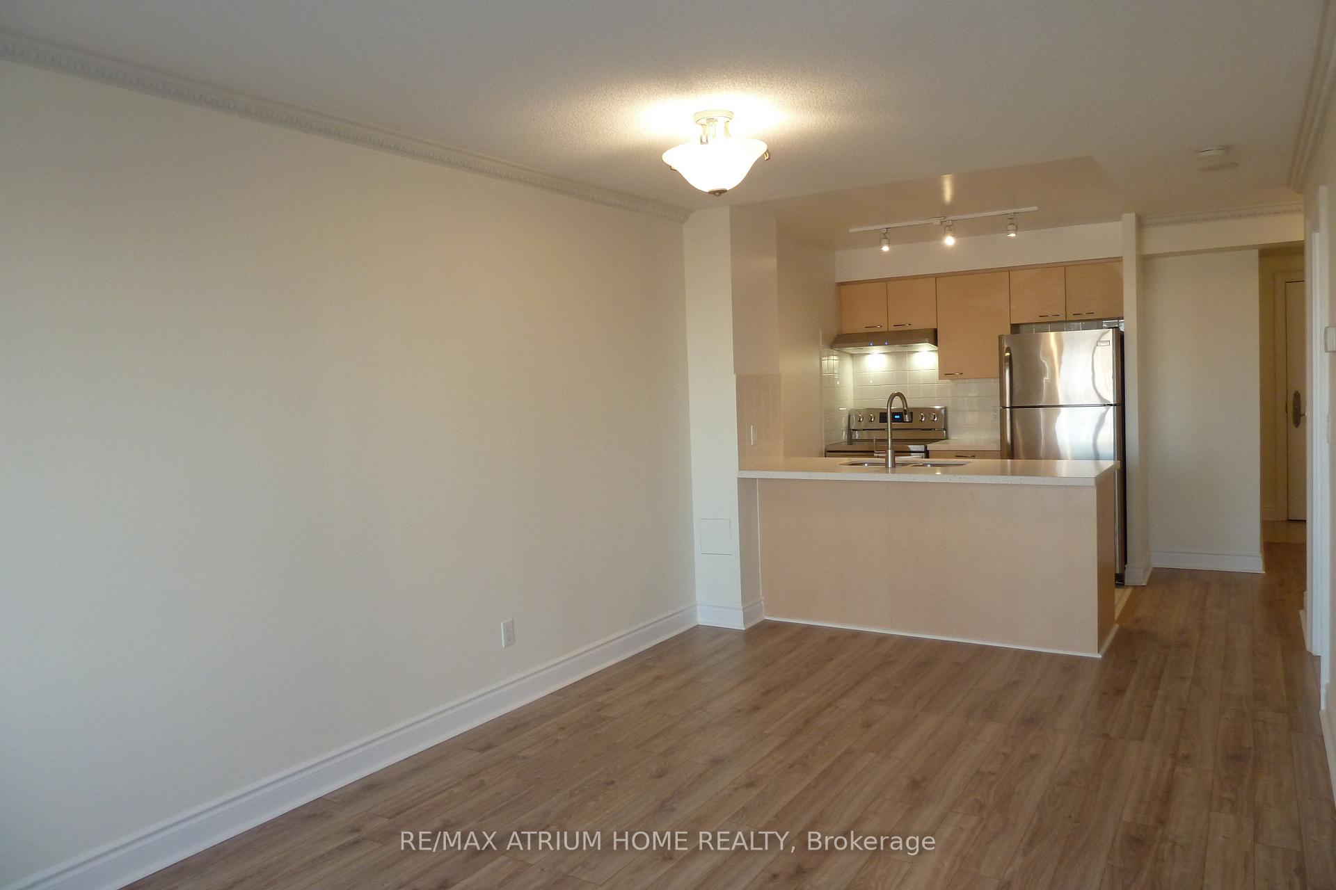 Photo 10 of Unit 815, 51 Saddlecreek Drive, Markham, Commerce Valley — HOMEH
