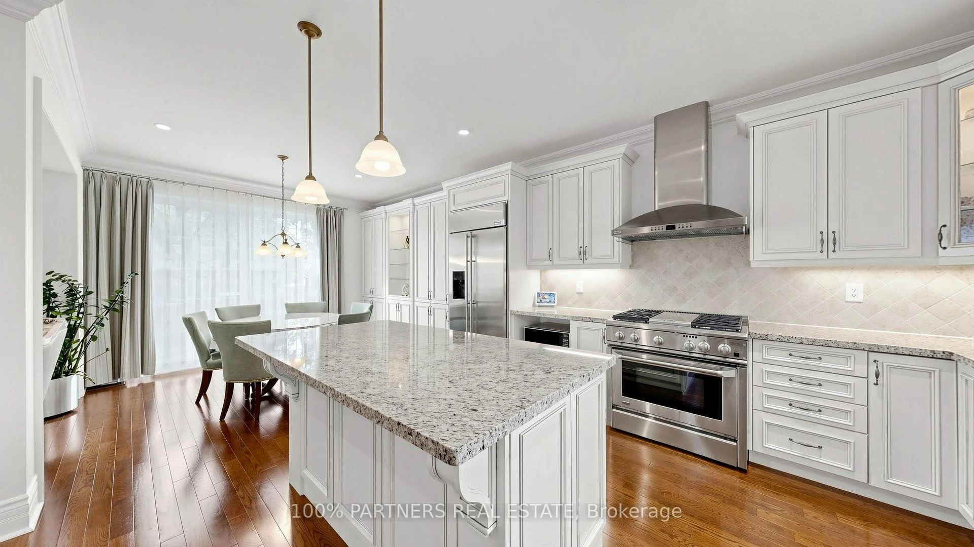 Photo 9 of 33 Earnshaw Drive, Markham, Victoria Square — HOMEH