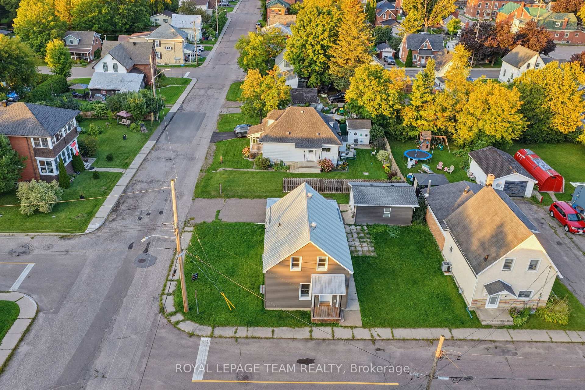 Photo 26 of 81 Bank Street S, Renfrew, Renfrew — HOMEH