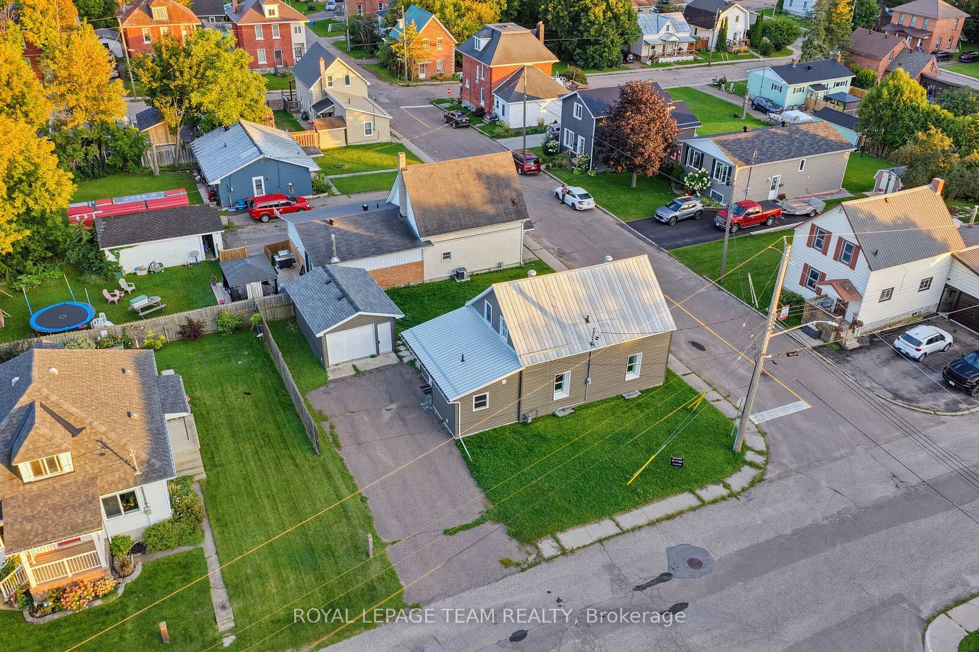 Photo 29 of 81 Bank Street S, Renfrew, Renfrew — HOMEH