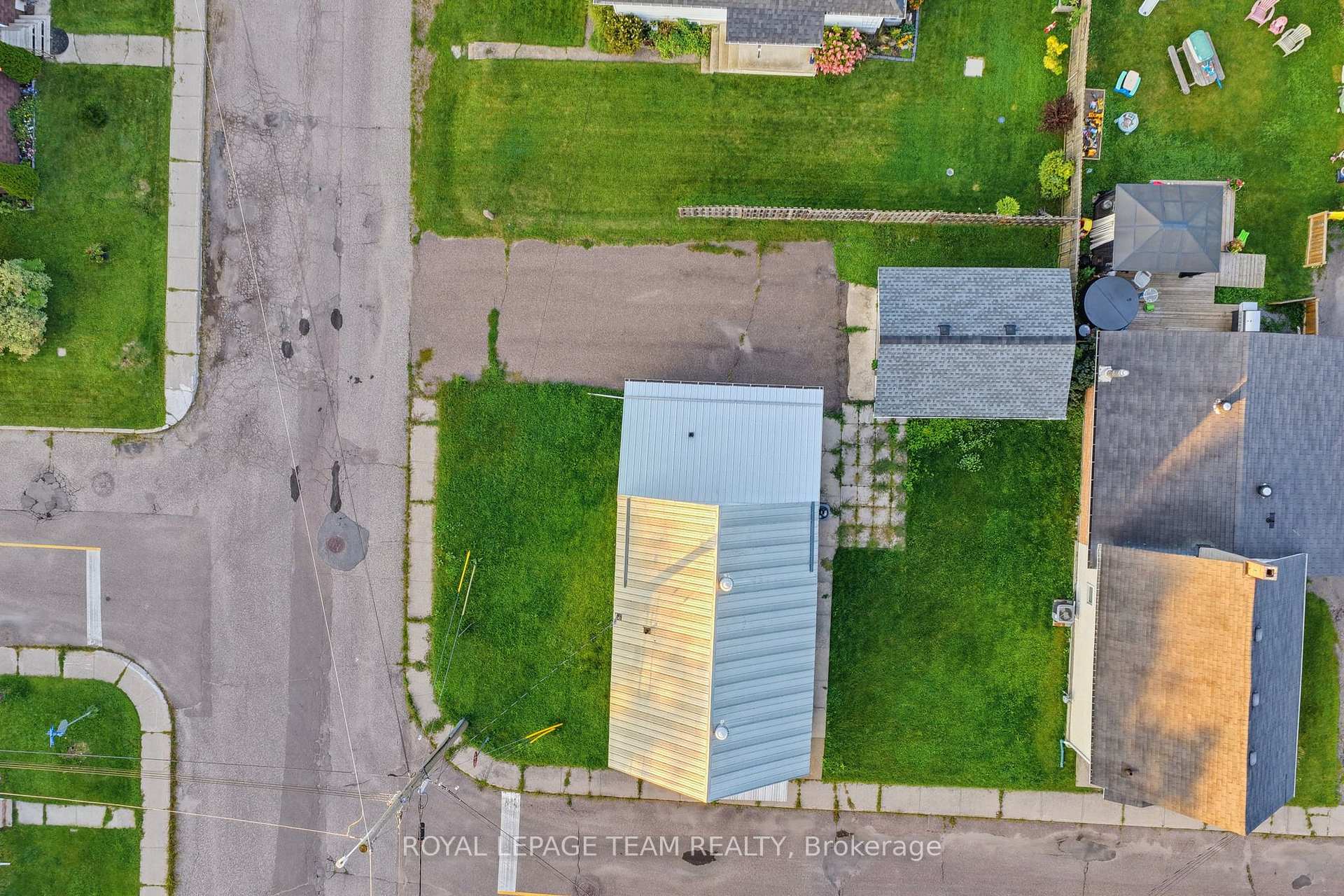 Photo 30 of 81 Bank Street S, Renfrew, Renfrew — HOMEH