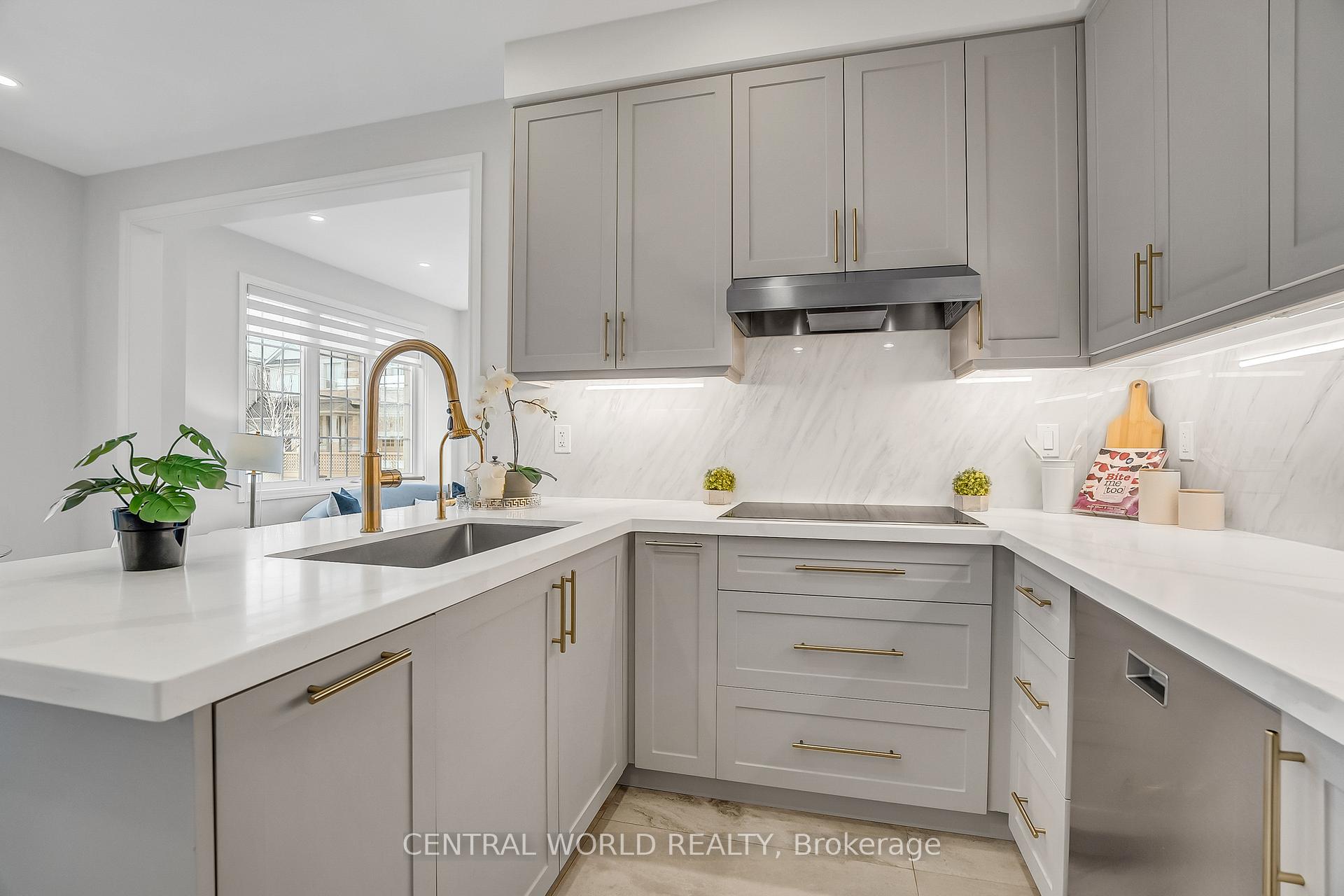 Photo 3 of 395 Fred McLaren Boulevard, Markham, Wismer — HOMEH
