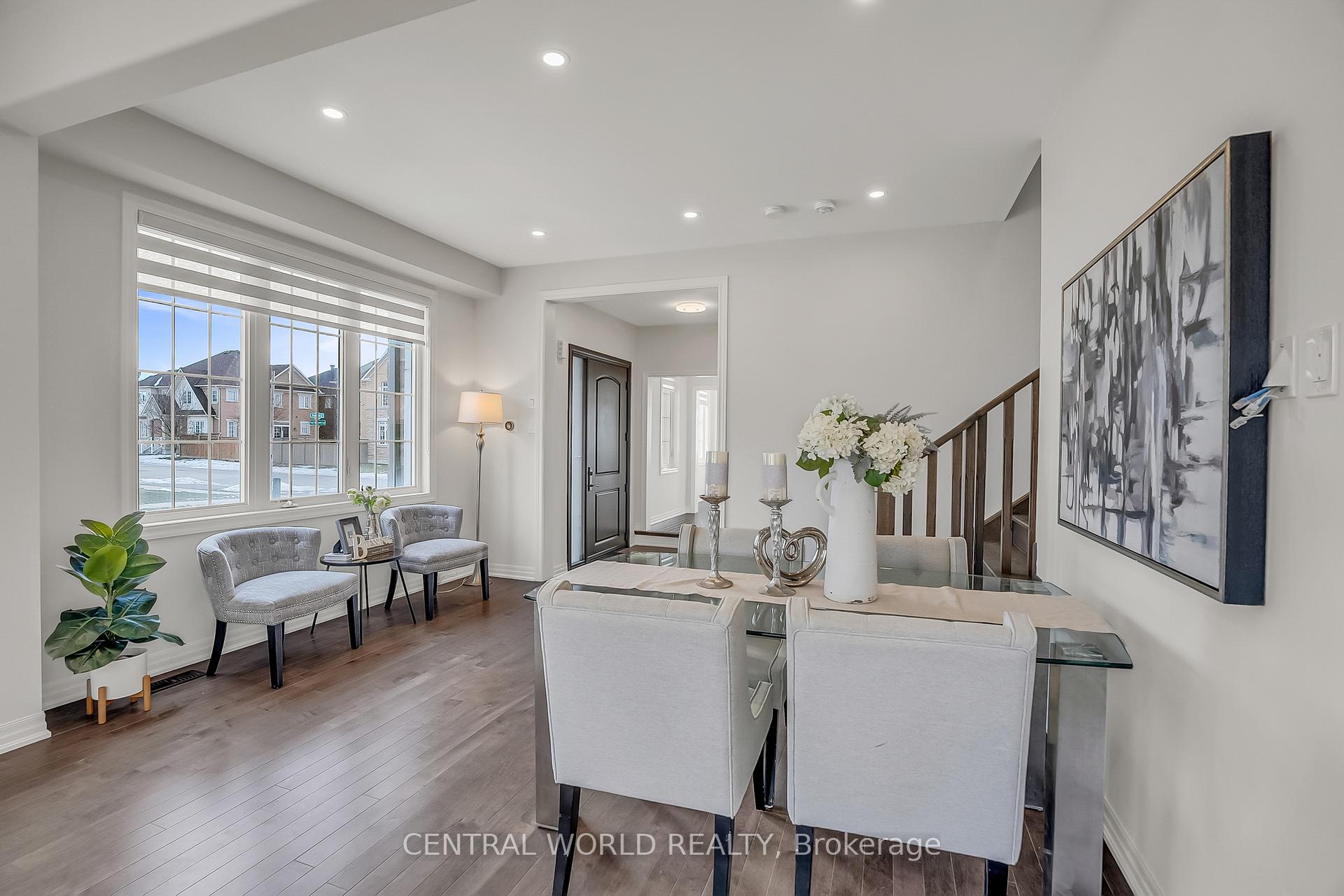 Photo 10 of 395 Fred McLaren Boulevard, Markham, Wismer — HOMEH