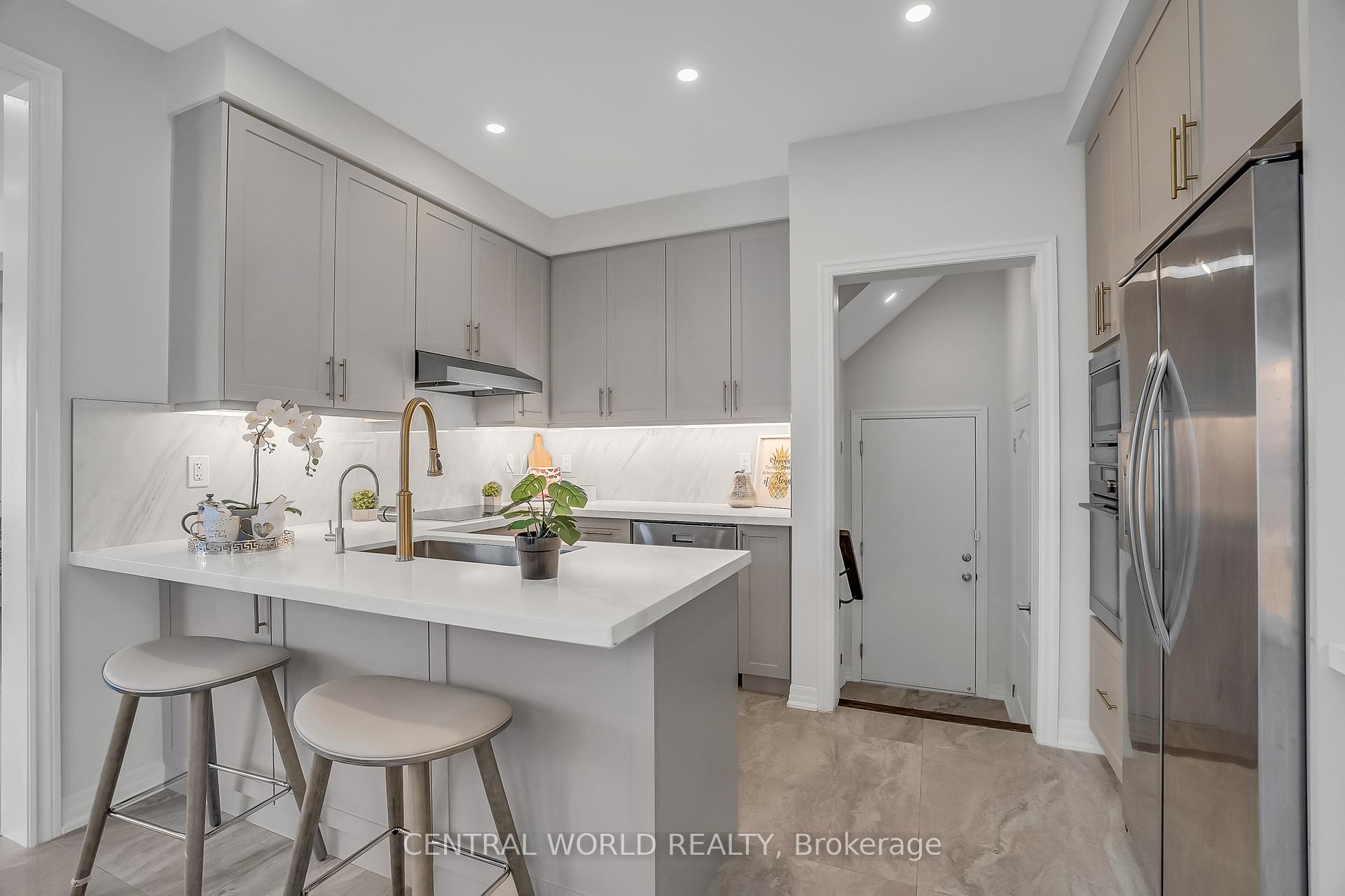 Photo 17 of 395 Fred McLaren Boulevard, Markham, Wismer — HOMEH