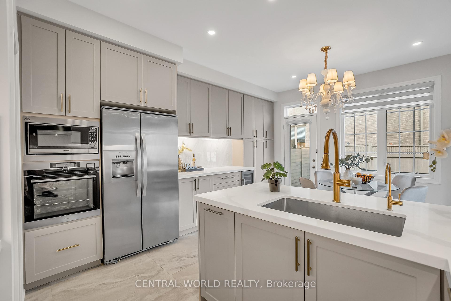 Photo 18 of 395 Fred McLaren Boulevard, Markham, Wismer — HOMEH