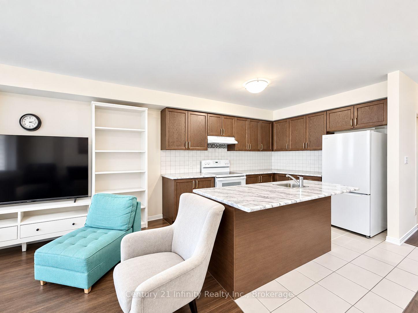 Photo 12 of 2339 Dress Circle Crescent, Oshawa, Windfields — HOMEH