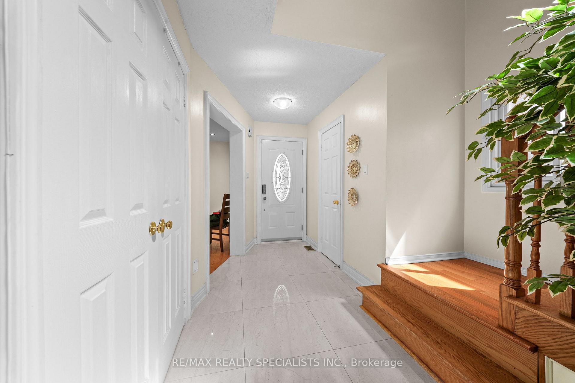 Photo 11 of 6386 Longspur Road, Mississauga, Lisgar — HOMEH