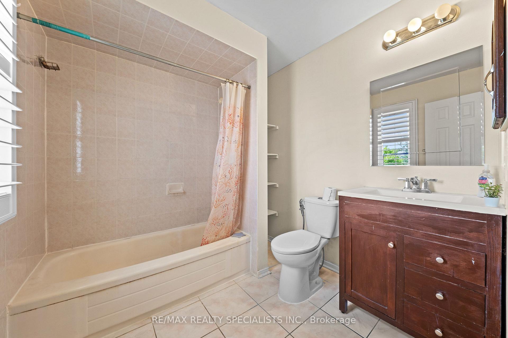 Photo 24 of 6386 Longspur Road, Mississauga, Lisgar — HOMEH