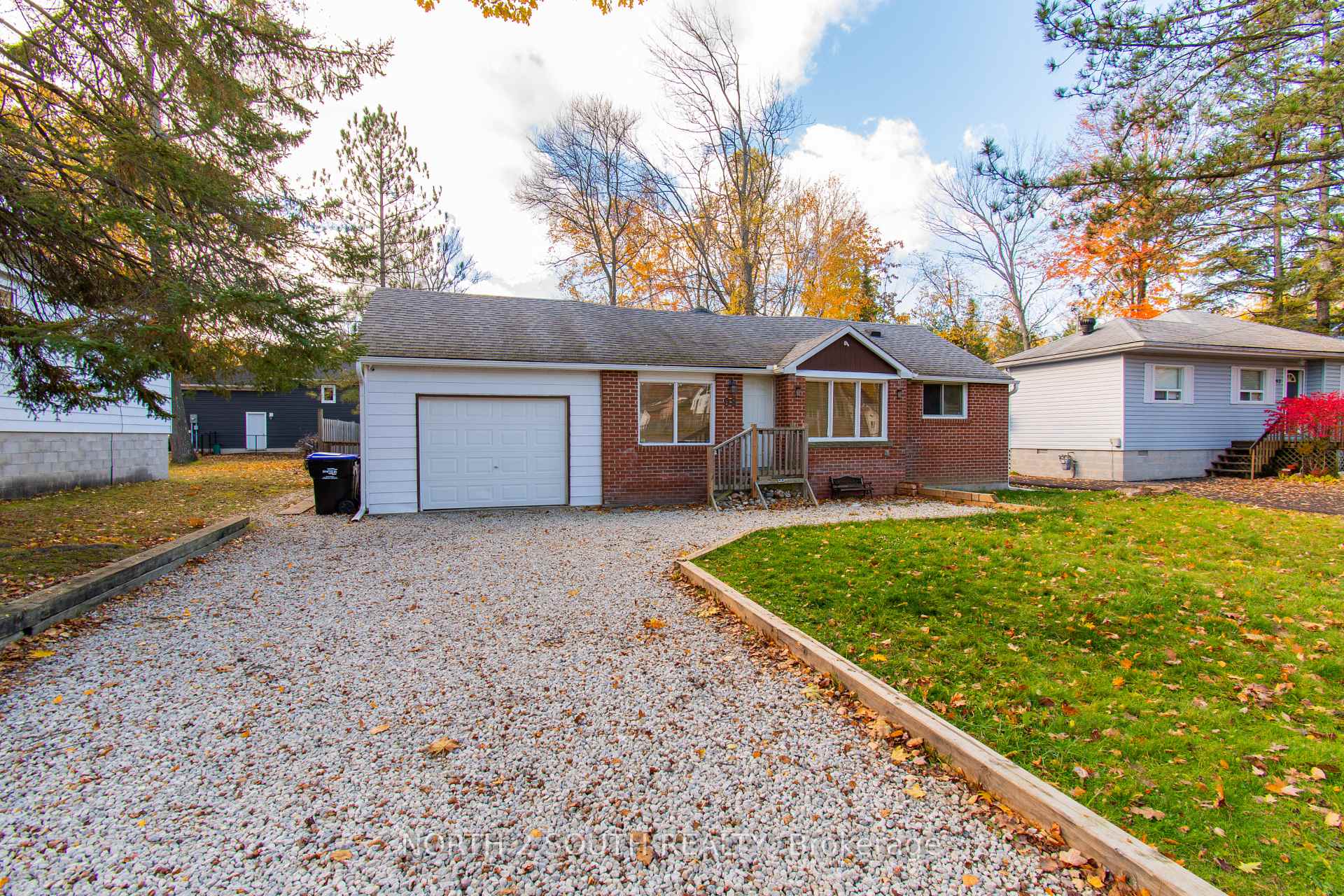 Front of 98 33rd Street N