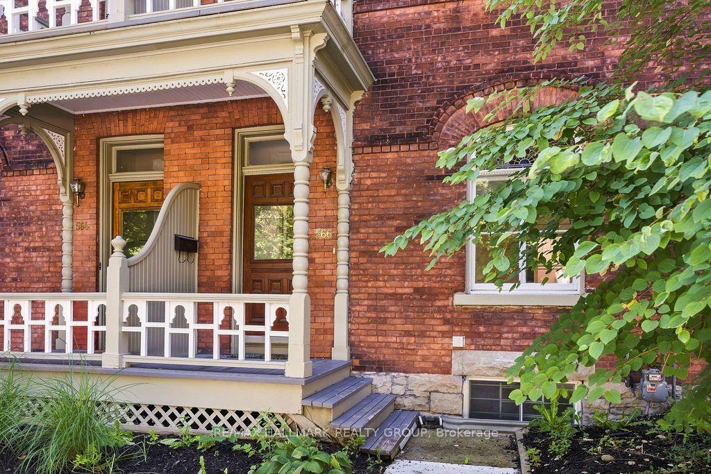 Photo 2 of 566 MacLaren Street, Ottawa, Ottawa Centre — HOMEH