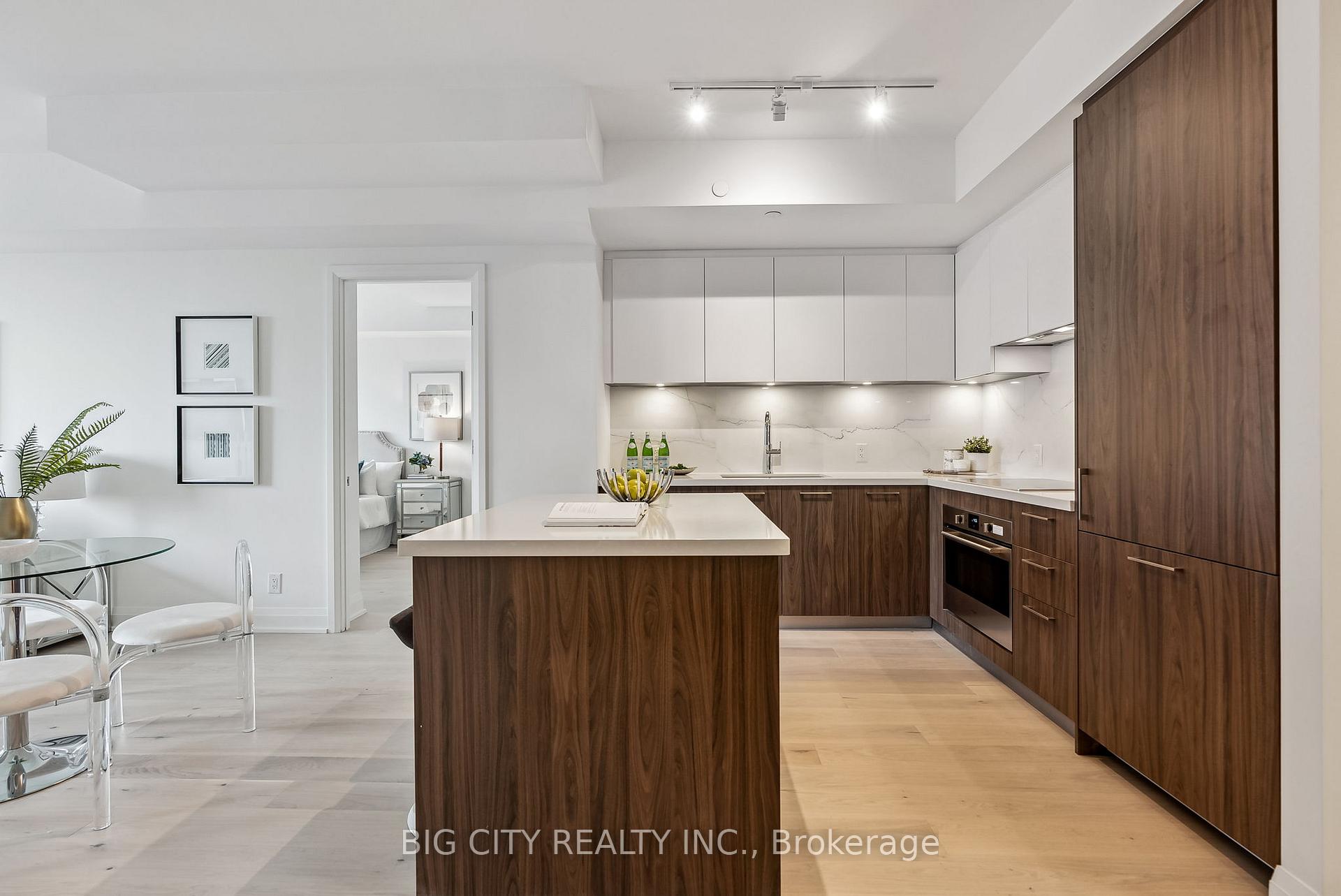 Photo 6 of Unit 1108, 33 Frederick Todd Way, Toronto, Thorncliffe Park — HOMEH