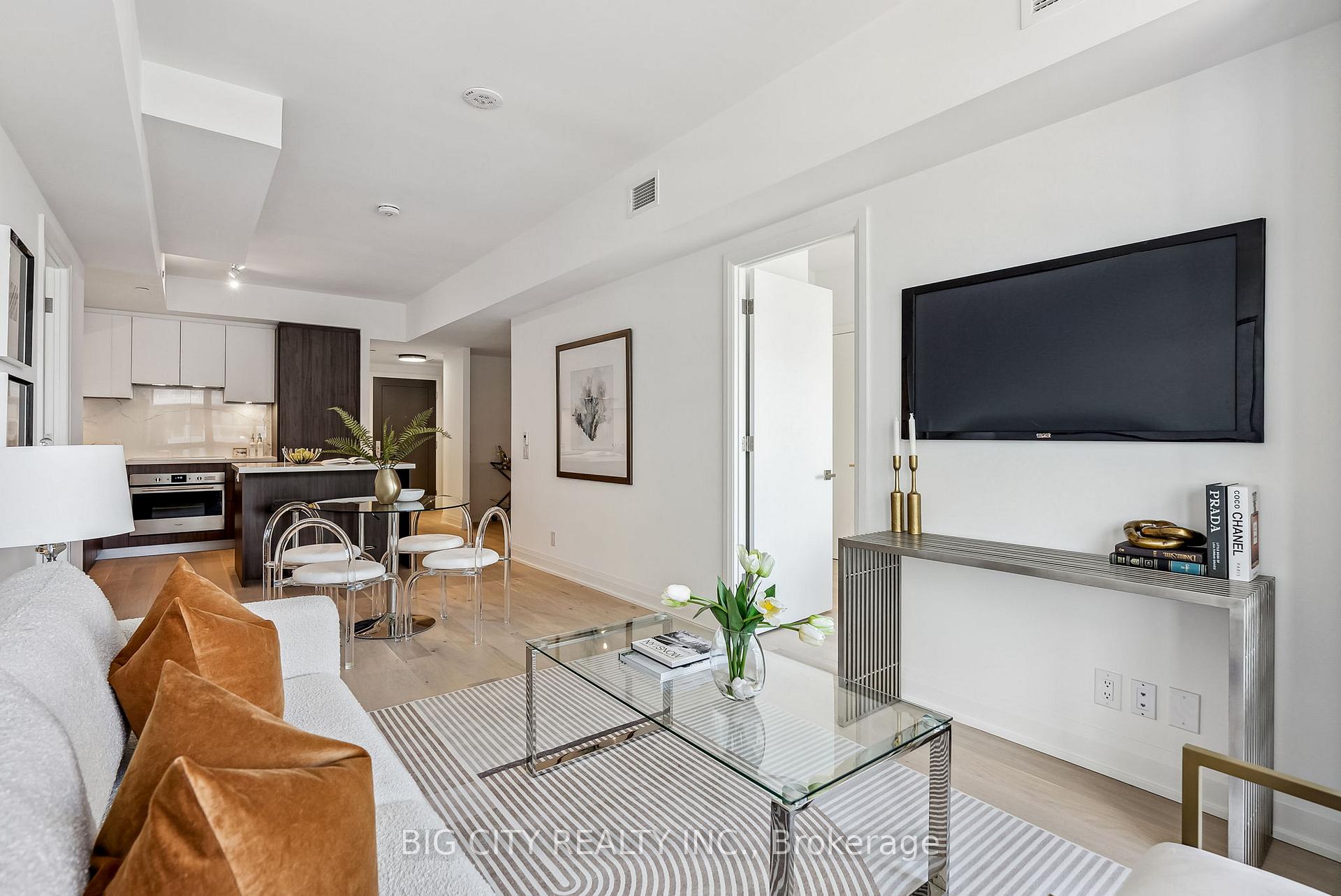 Photo 12 of Unit 1108, 33 Frederick Todd Way, Toronto, Thorncliffe Park — HOMEH
