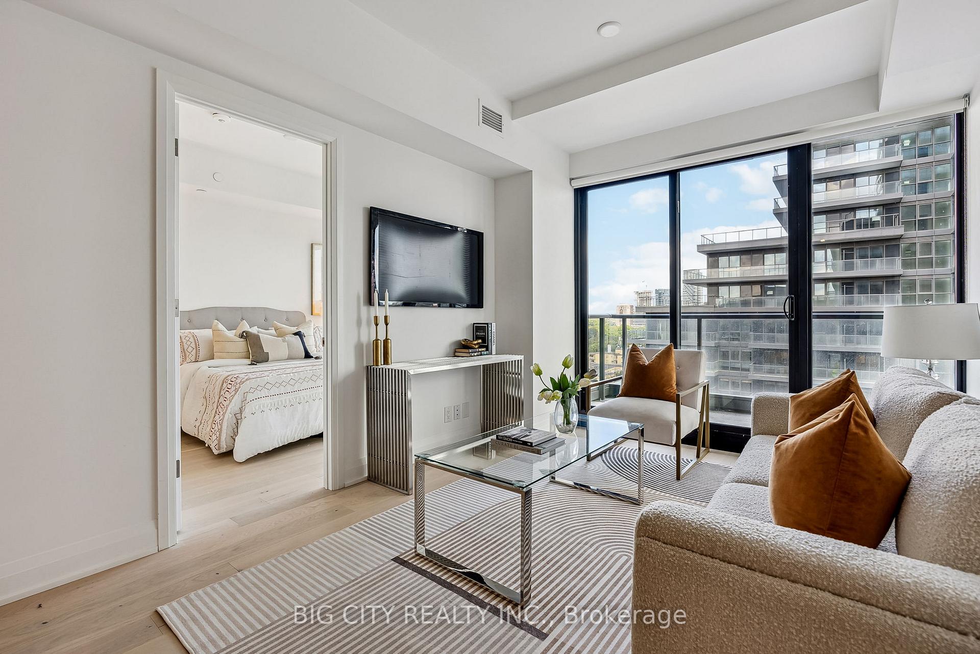 Photo 13 of Unit 1108, 33 Frederick Todd Way, Toronto, Thorncliffe Park — HOMEH