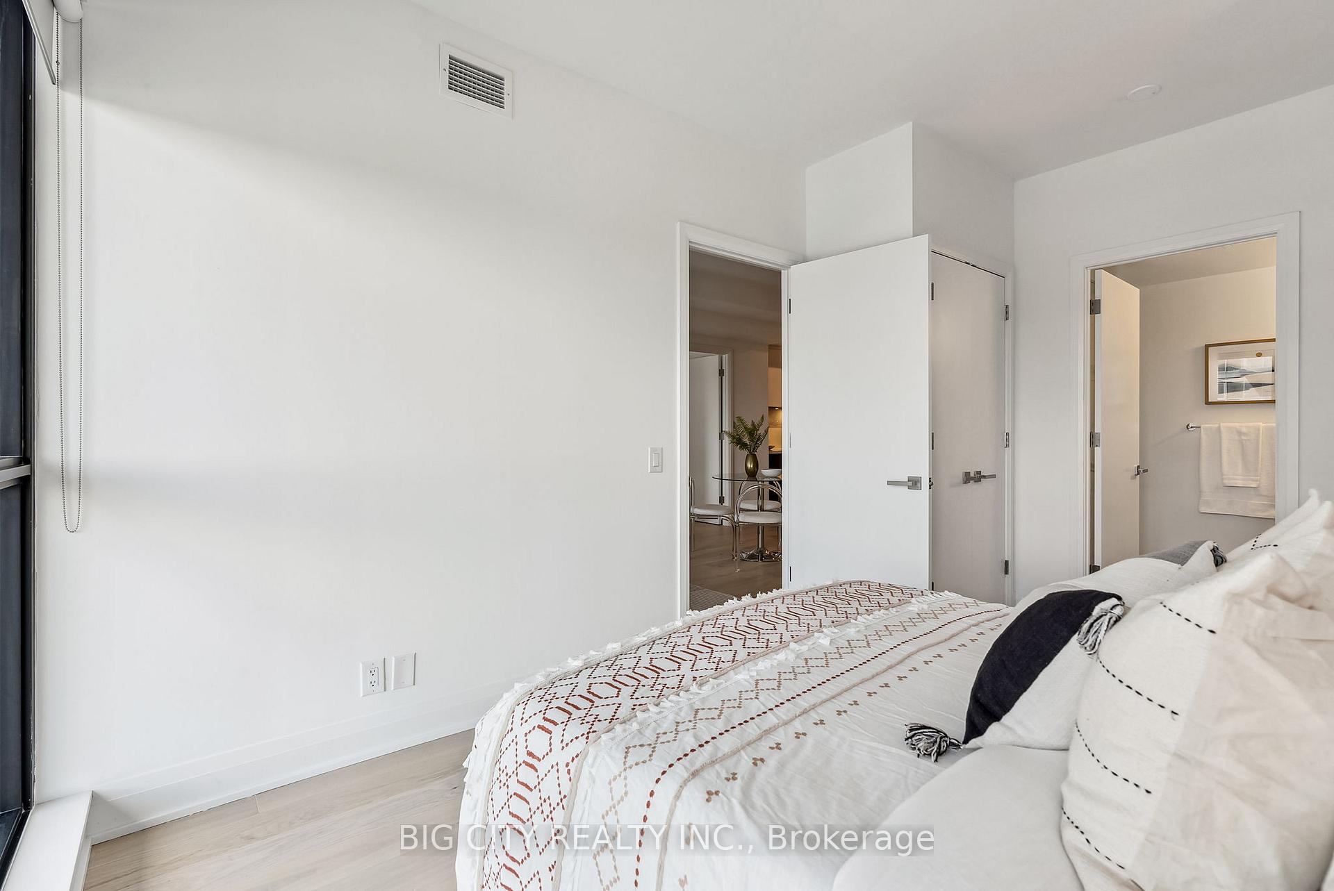 Photo 16 of Unit 1108, 33 Frederick Todd Way, Toronto, Thorncliffe Park — HOMEH