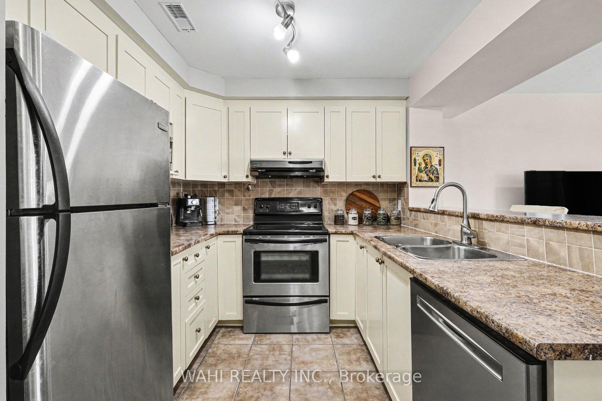 Photo 9 of 155 Windswept Private, Ottawa, Riverside South/Gloucester Glen — HOMEH
